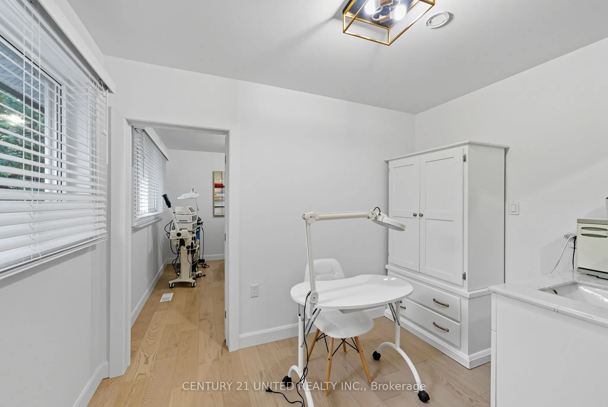 5 Ferndale Avenue