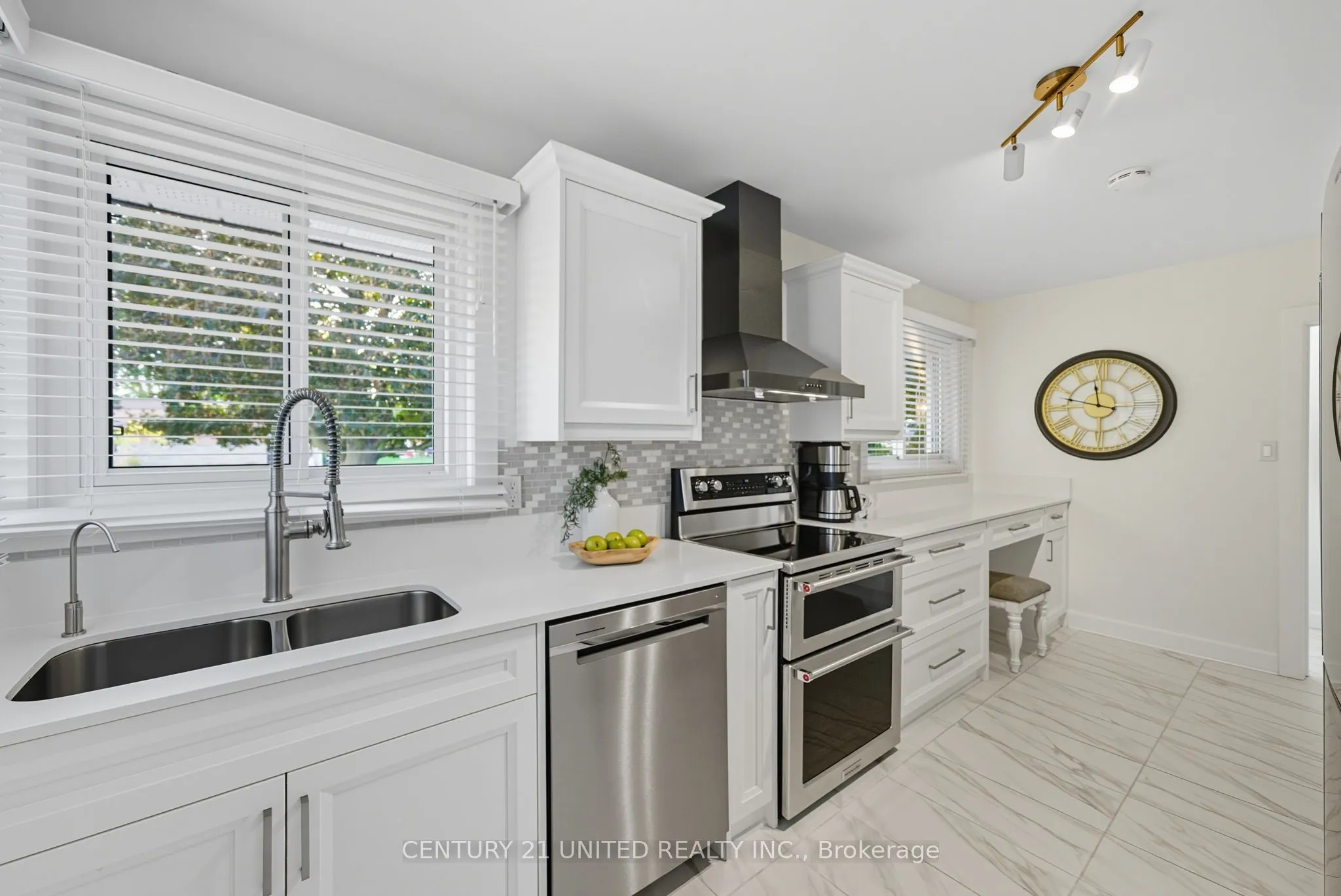 5 Ferndale Avenue