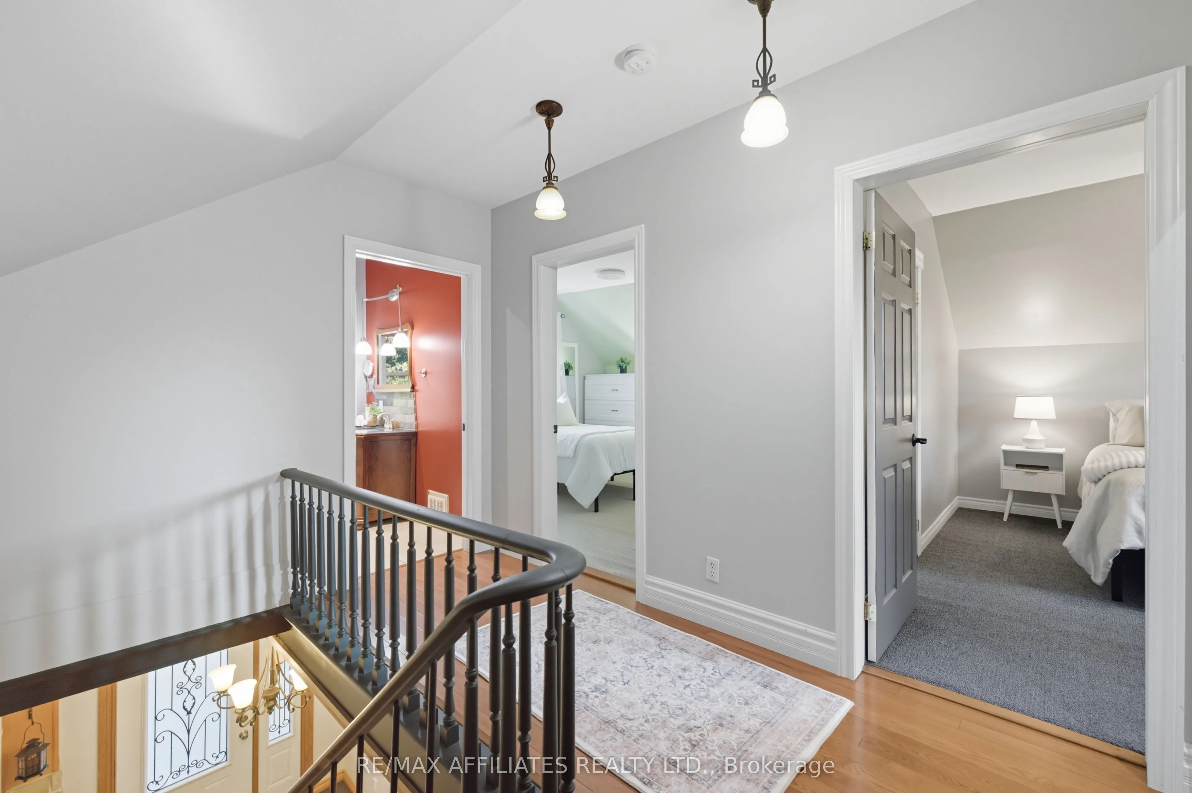 174 Park Street W