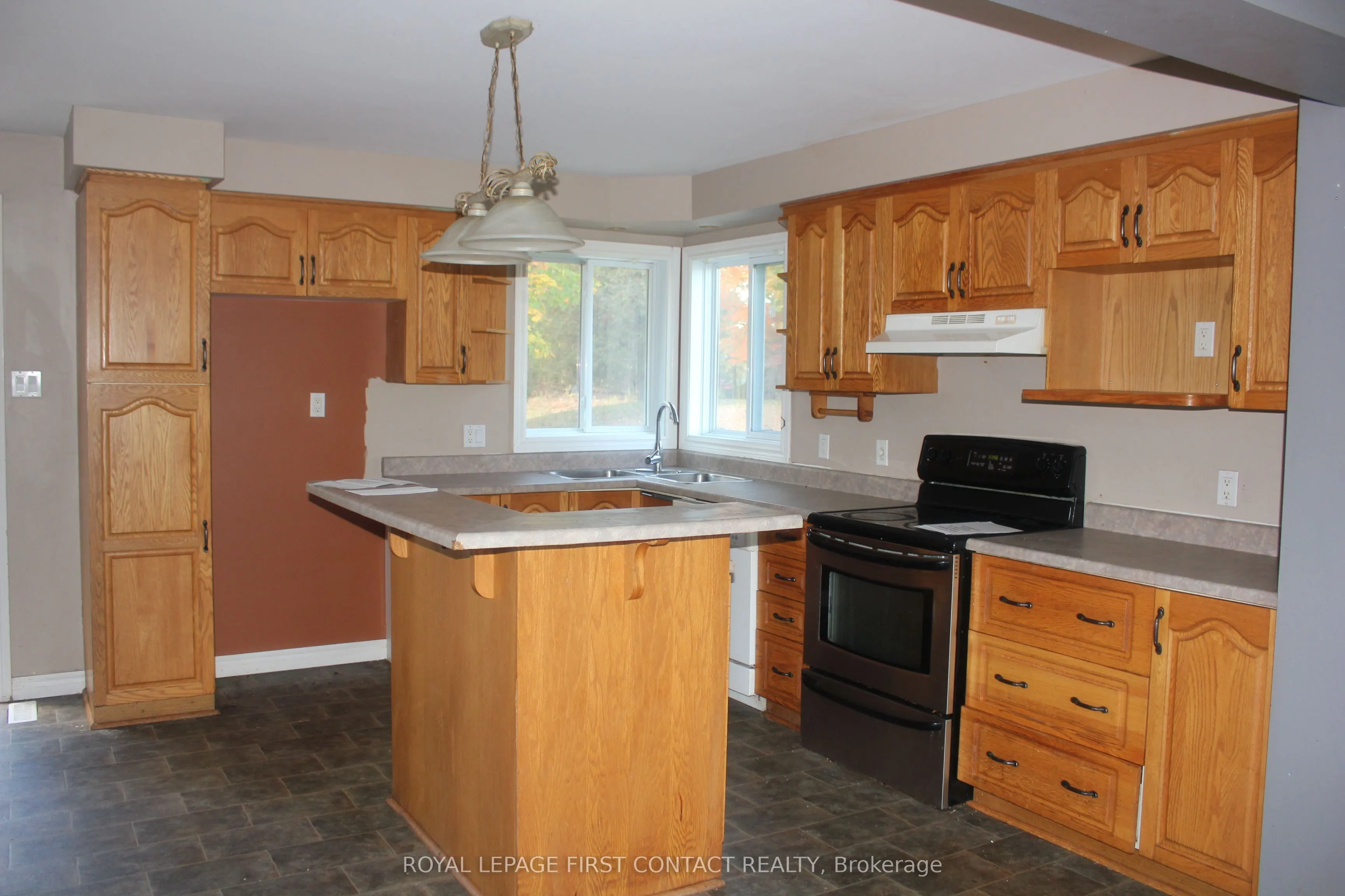 12 Birch Point