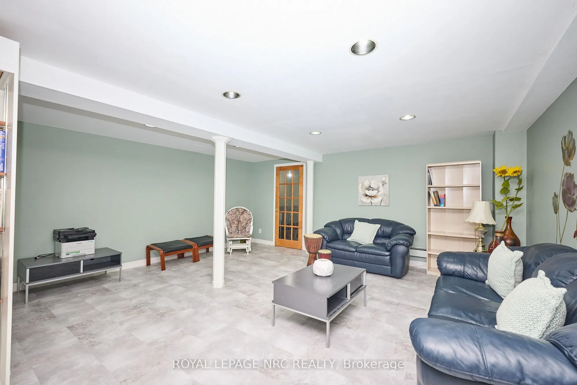 81 Riverview Boulevard