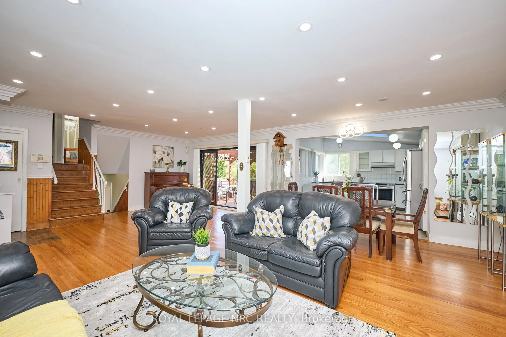 81 Riverview Boulevard
