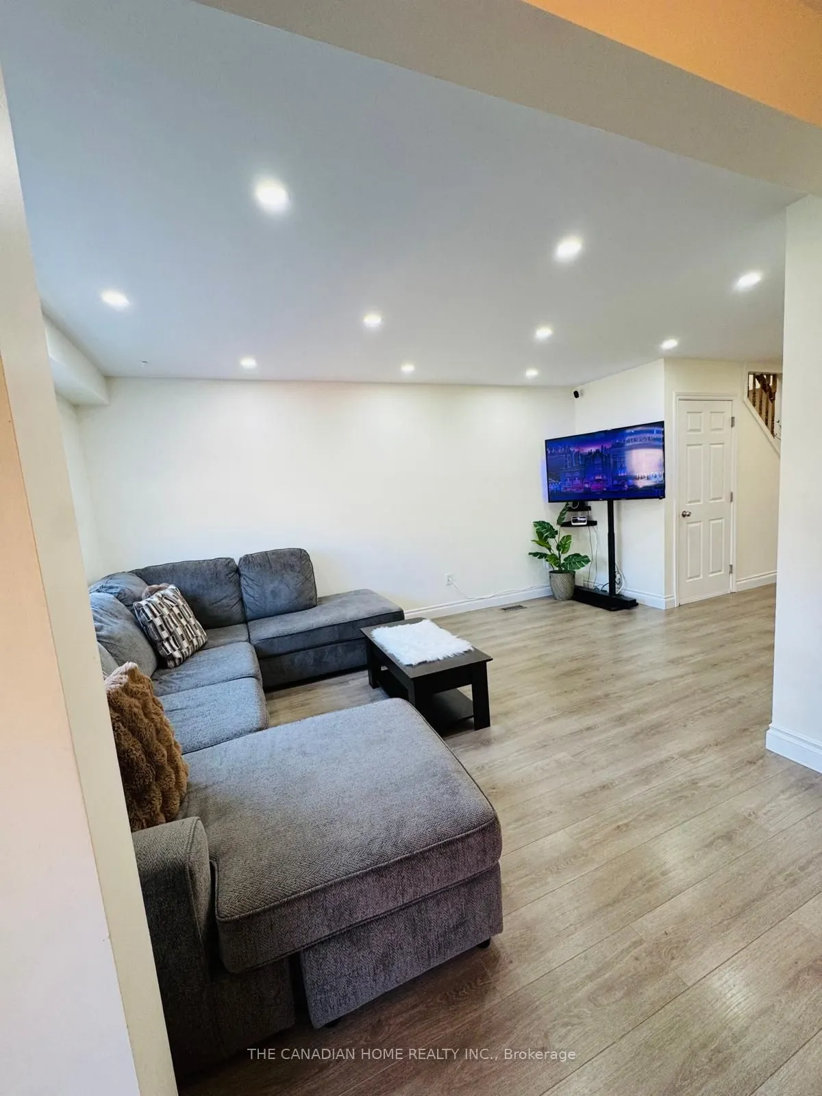 104 Northcliffe Crescent