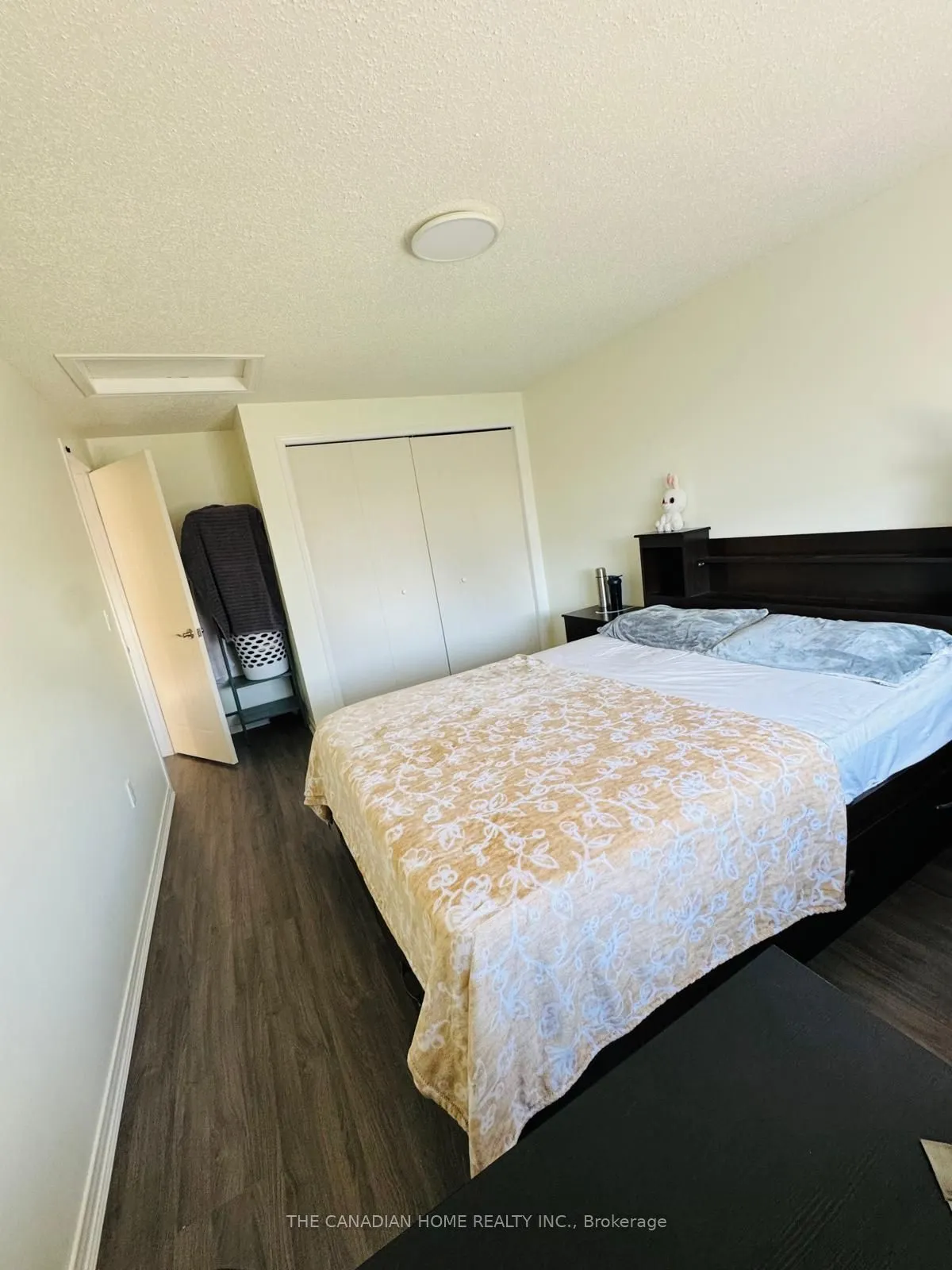104 Northcliffe Crescent