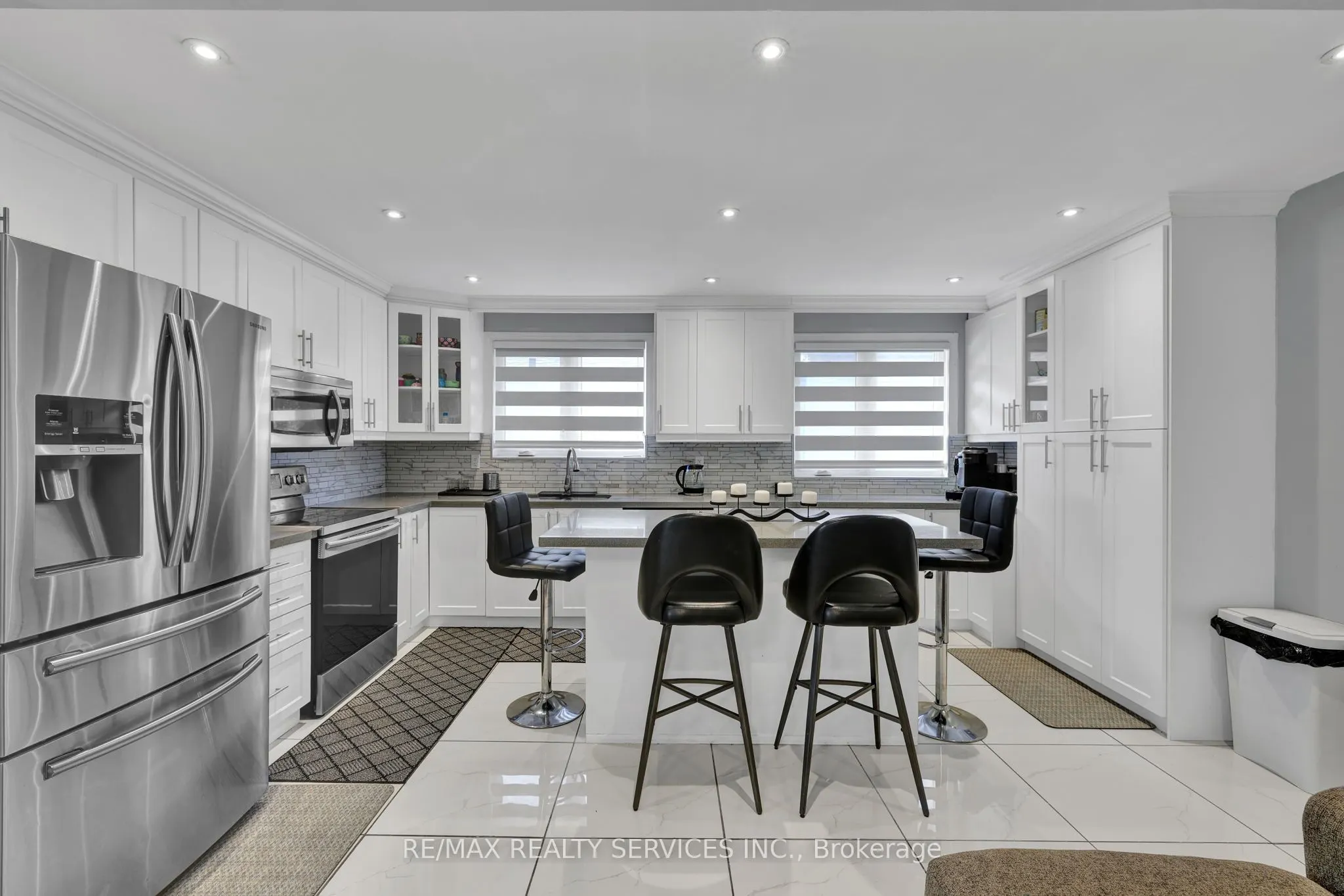 728 West 5th Street