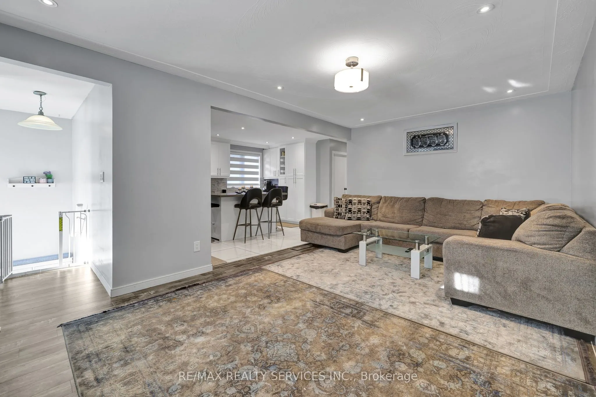 728 West 5th Street