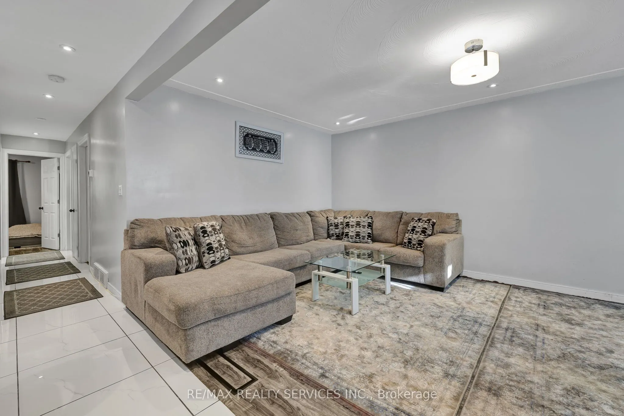728 West 5th Street