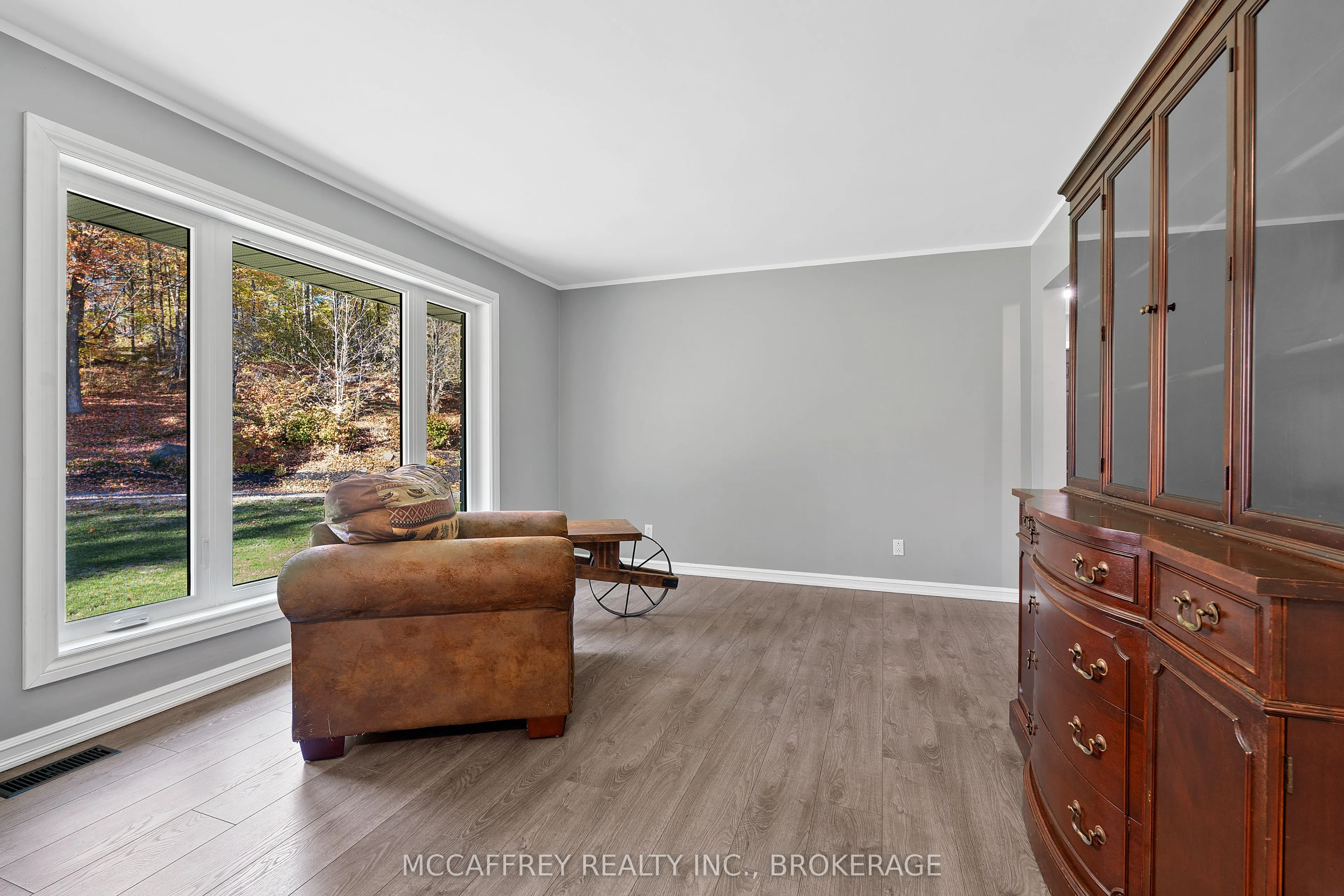 51 Luffman Road