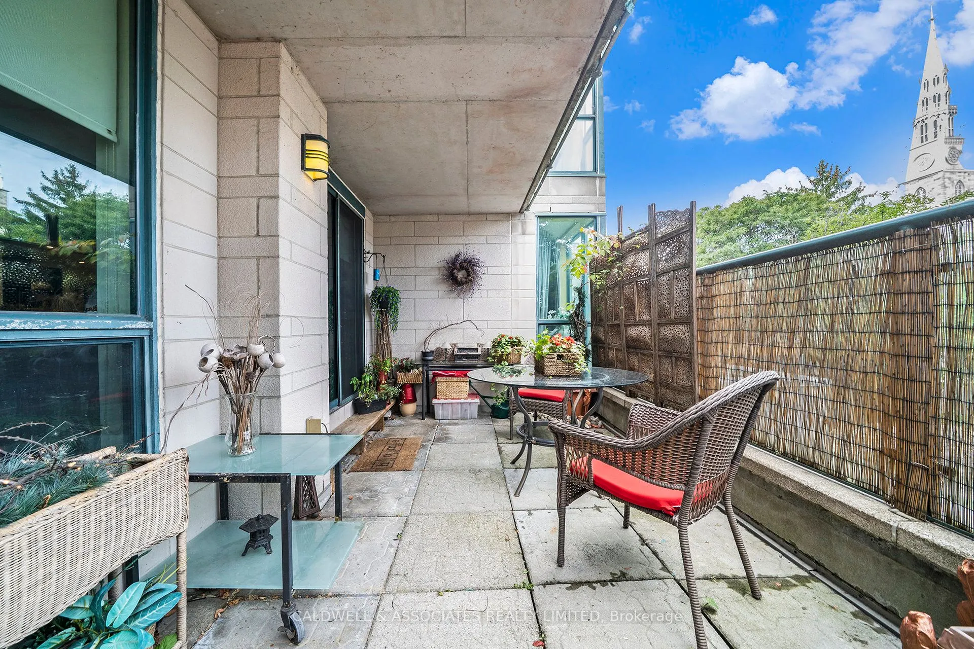 15 Murray Street, #104