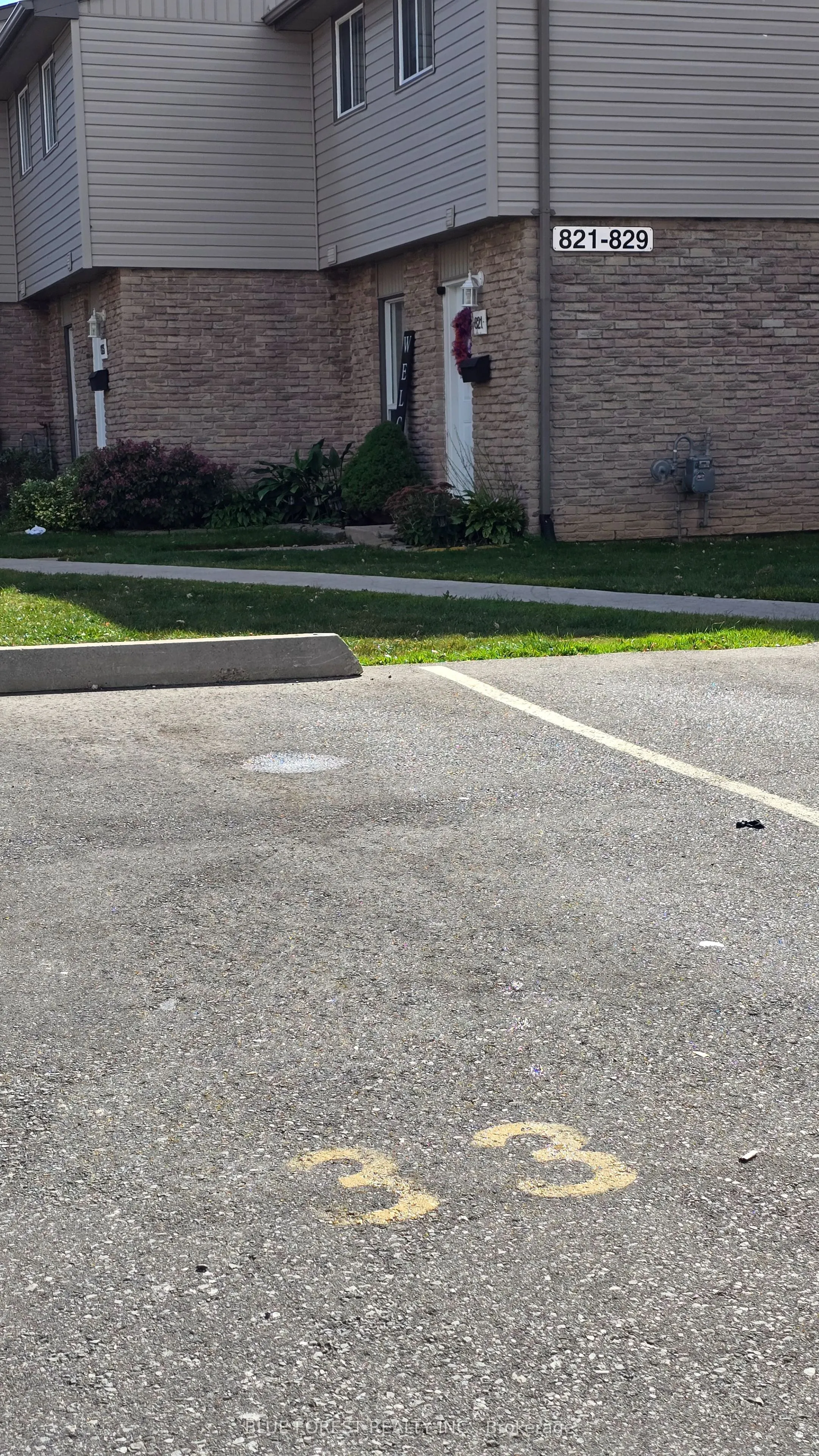 821 Southdale Road E, #16