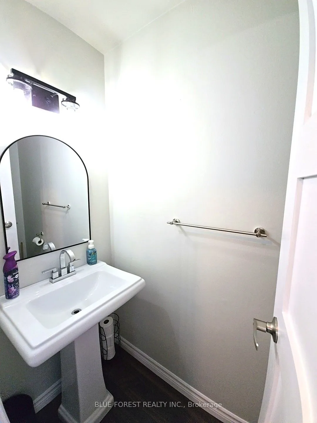 821 Southdale Road E, #16