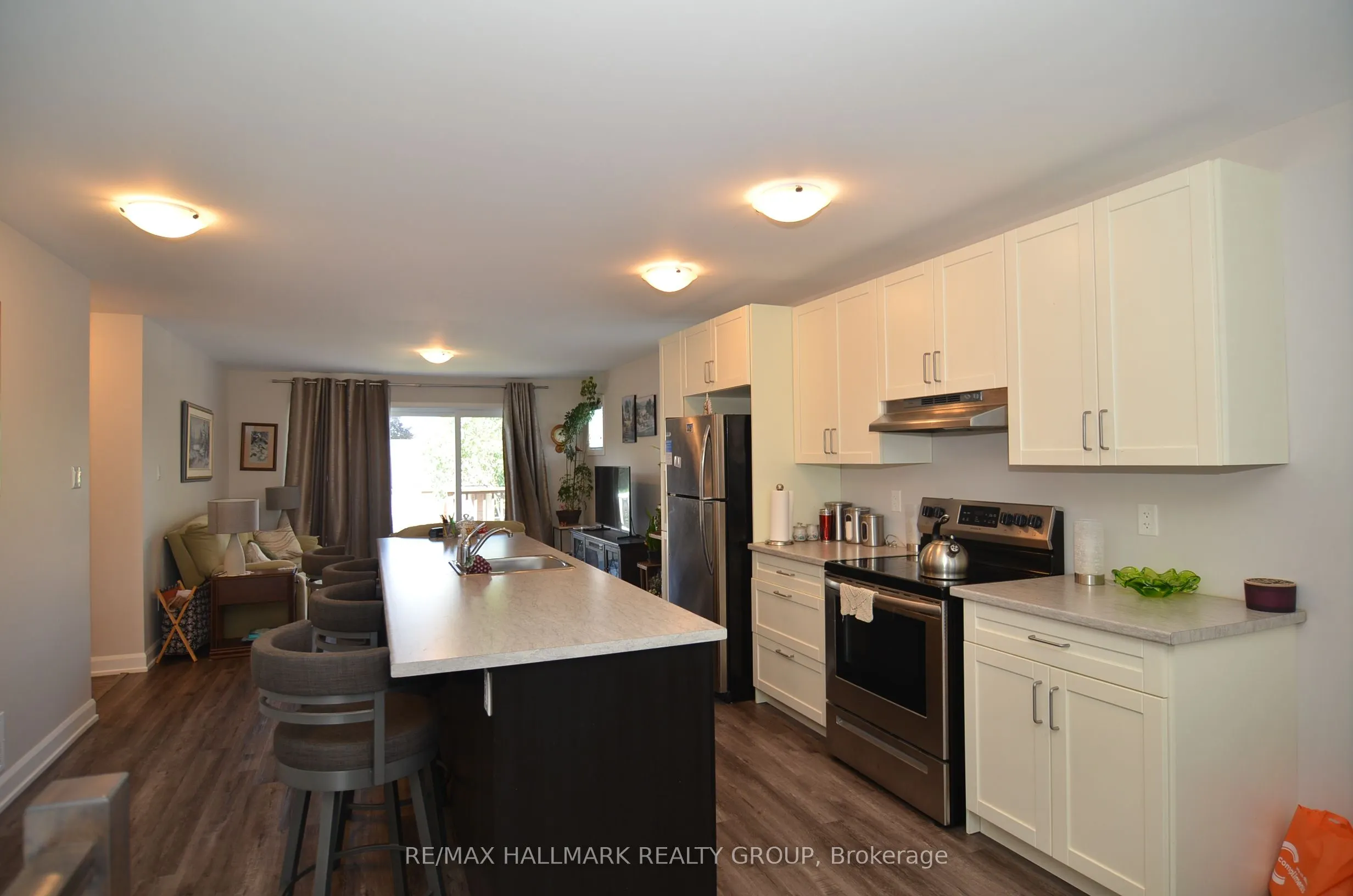 8009 Jeanne Darc Boulevard, #1