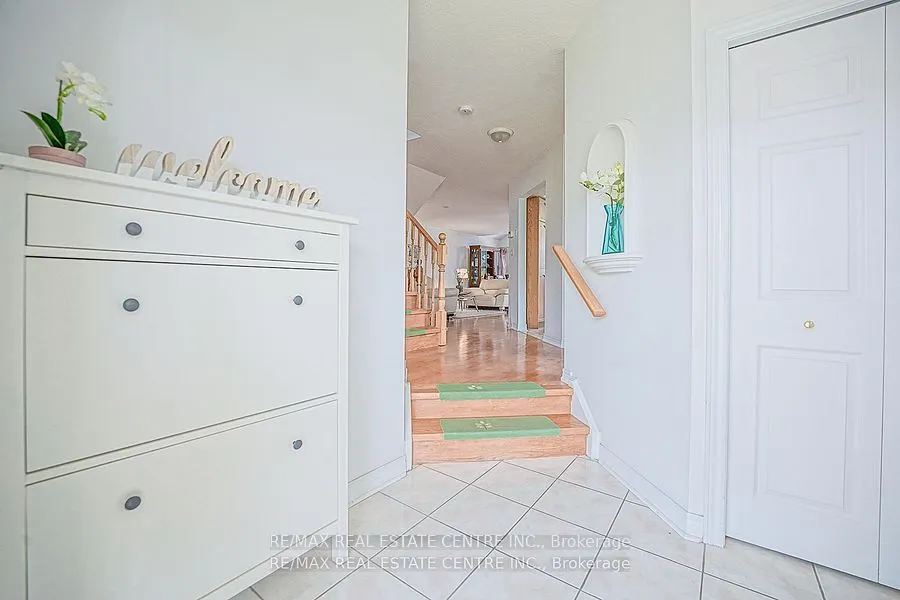 39 Mcarthur Drive