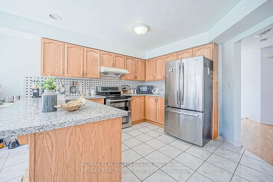 39 Mcarthur Drive