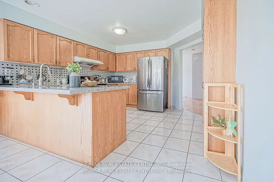 39 Mcarthur Drive