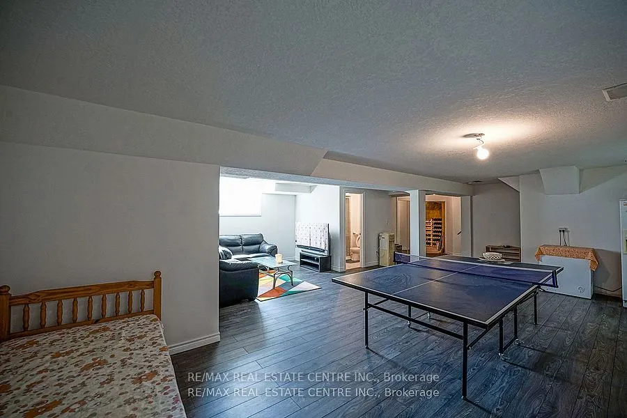 39 Mcarthur Drive