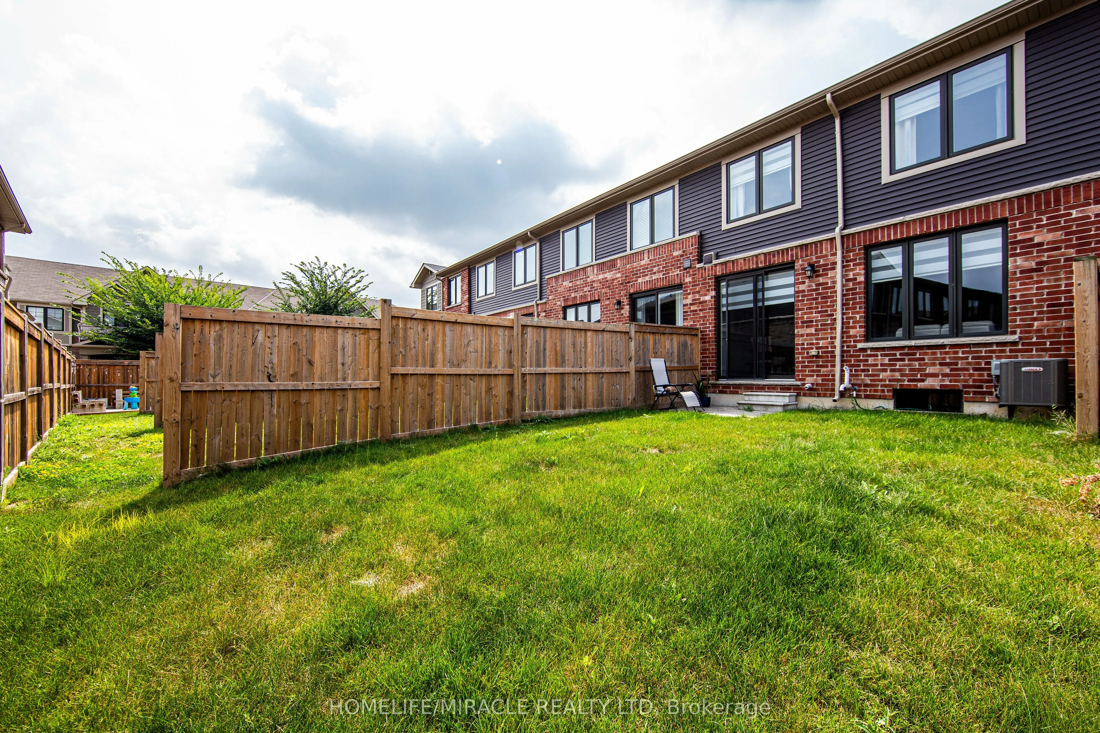 1890 Rymal Road E, #184