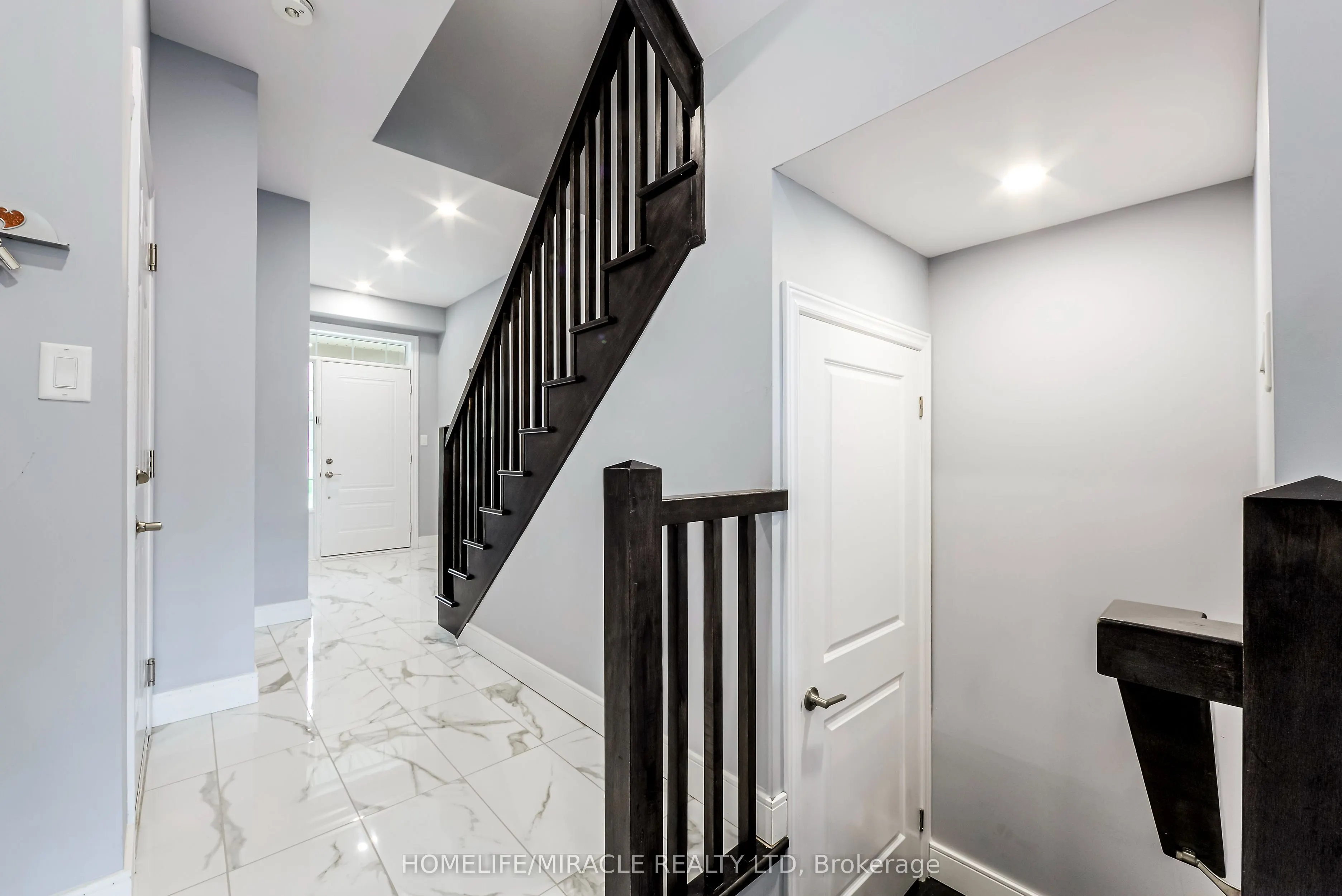 1890 Rymal Road E, #184