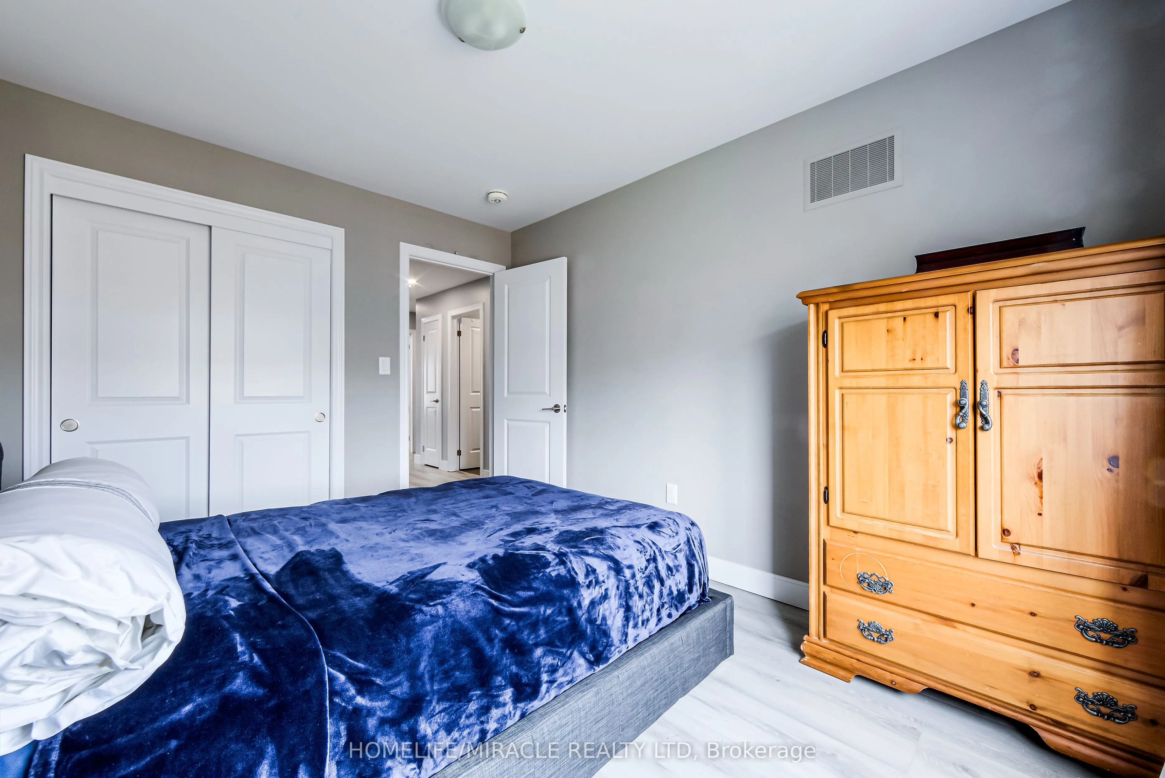 1890 Rymal Road E, #184