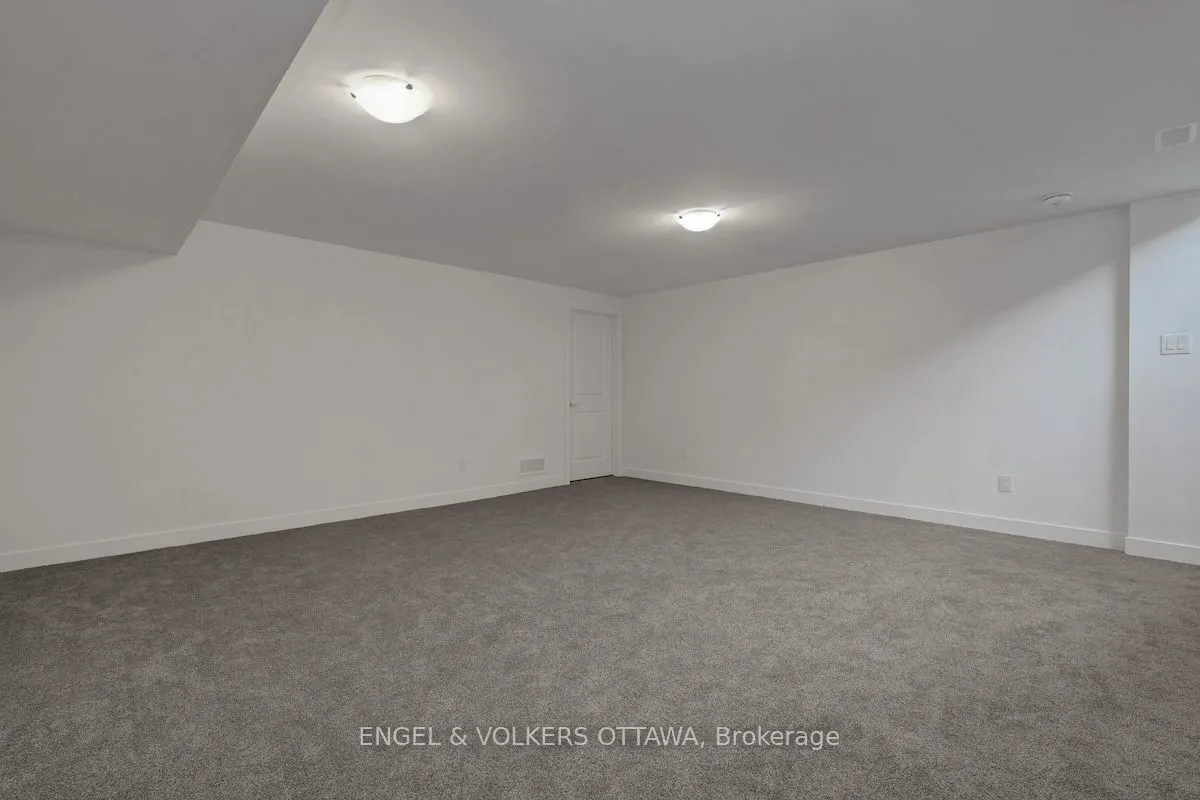 95 San Felice Circle