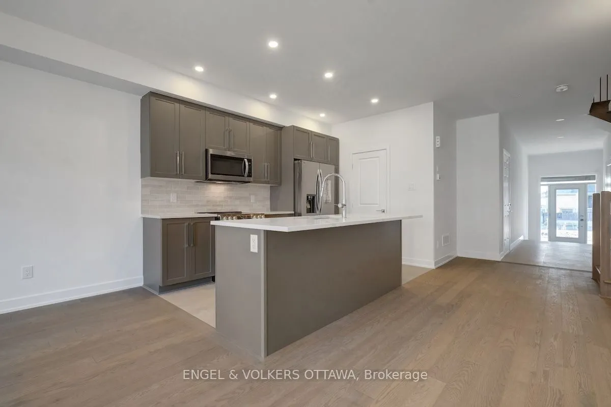 95 San Felice Circle