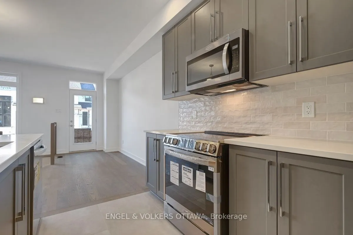 95 San Felice Circle