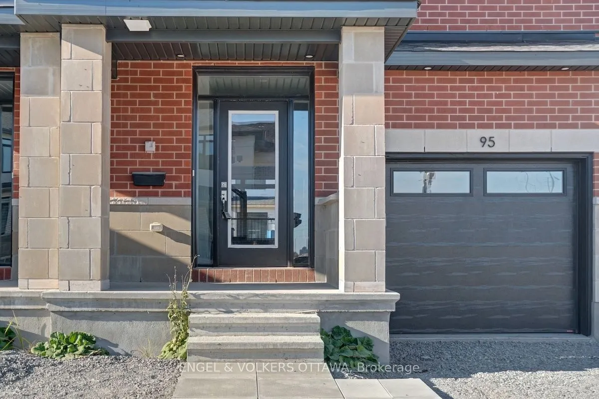 95 San Felice Circle