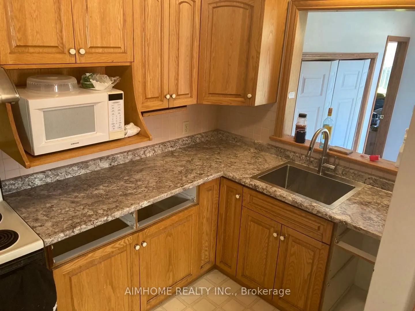 76 Elgin Crescent