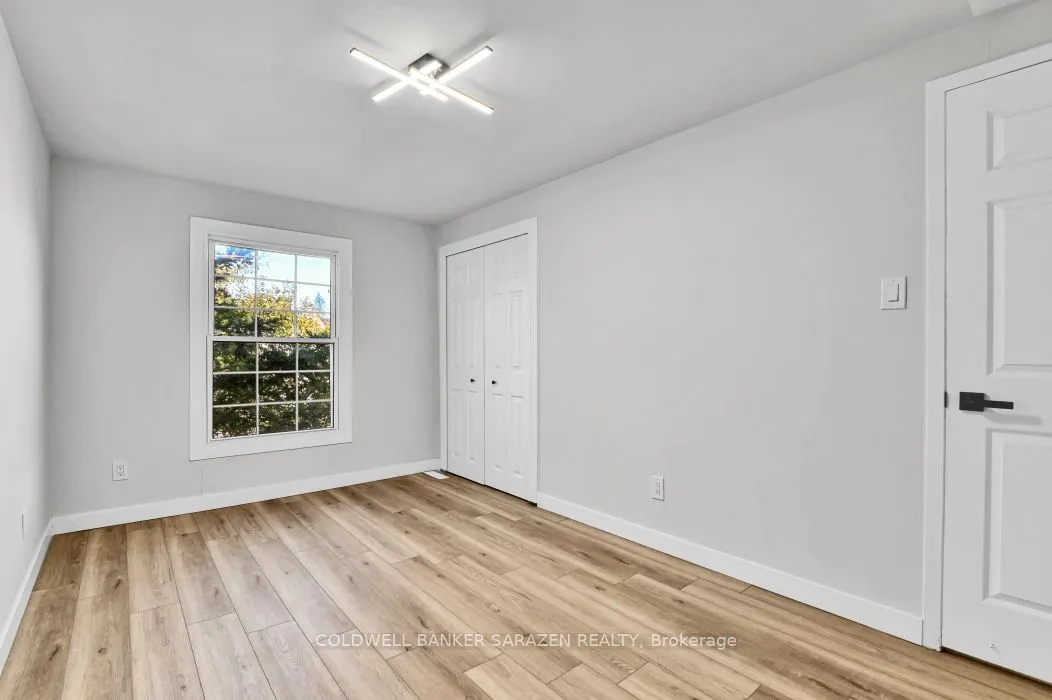54 Greenboro Crescent