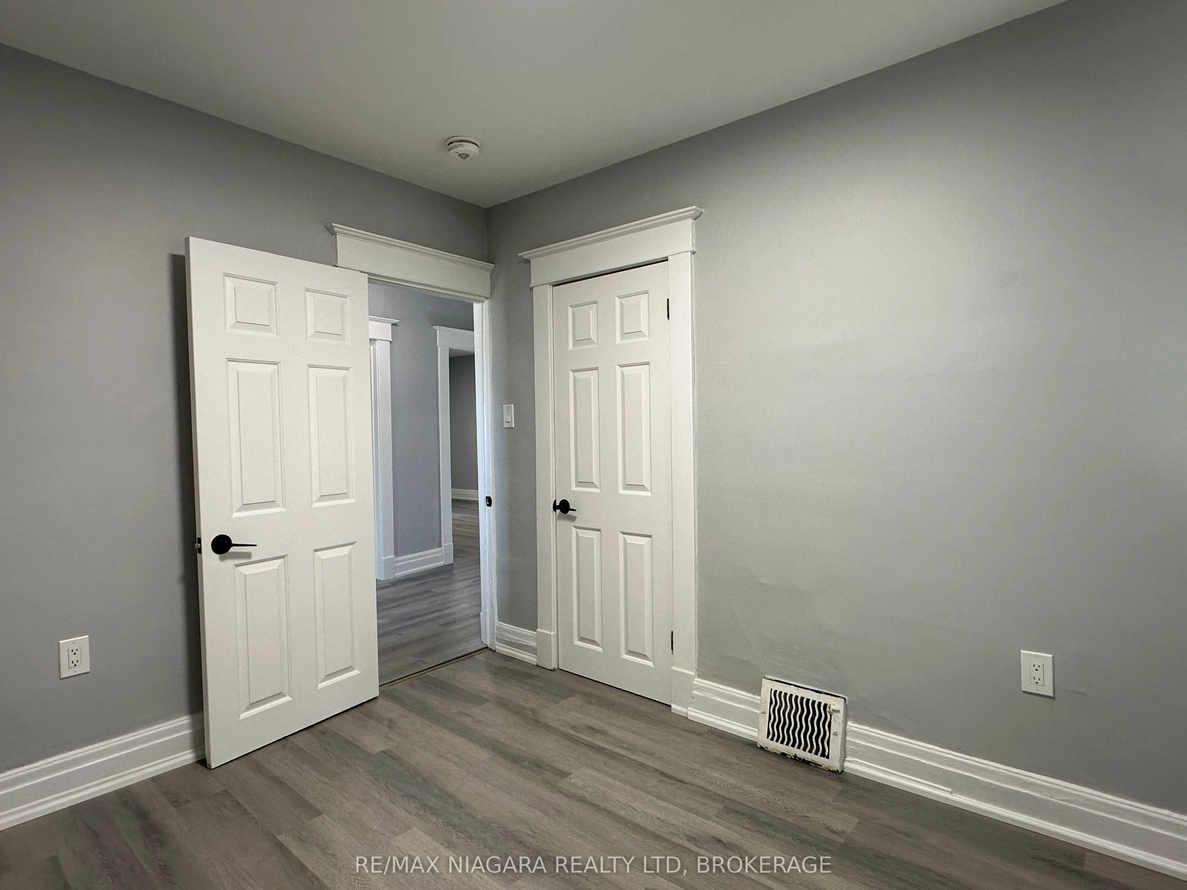 27 Water Street, #unit B