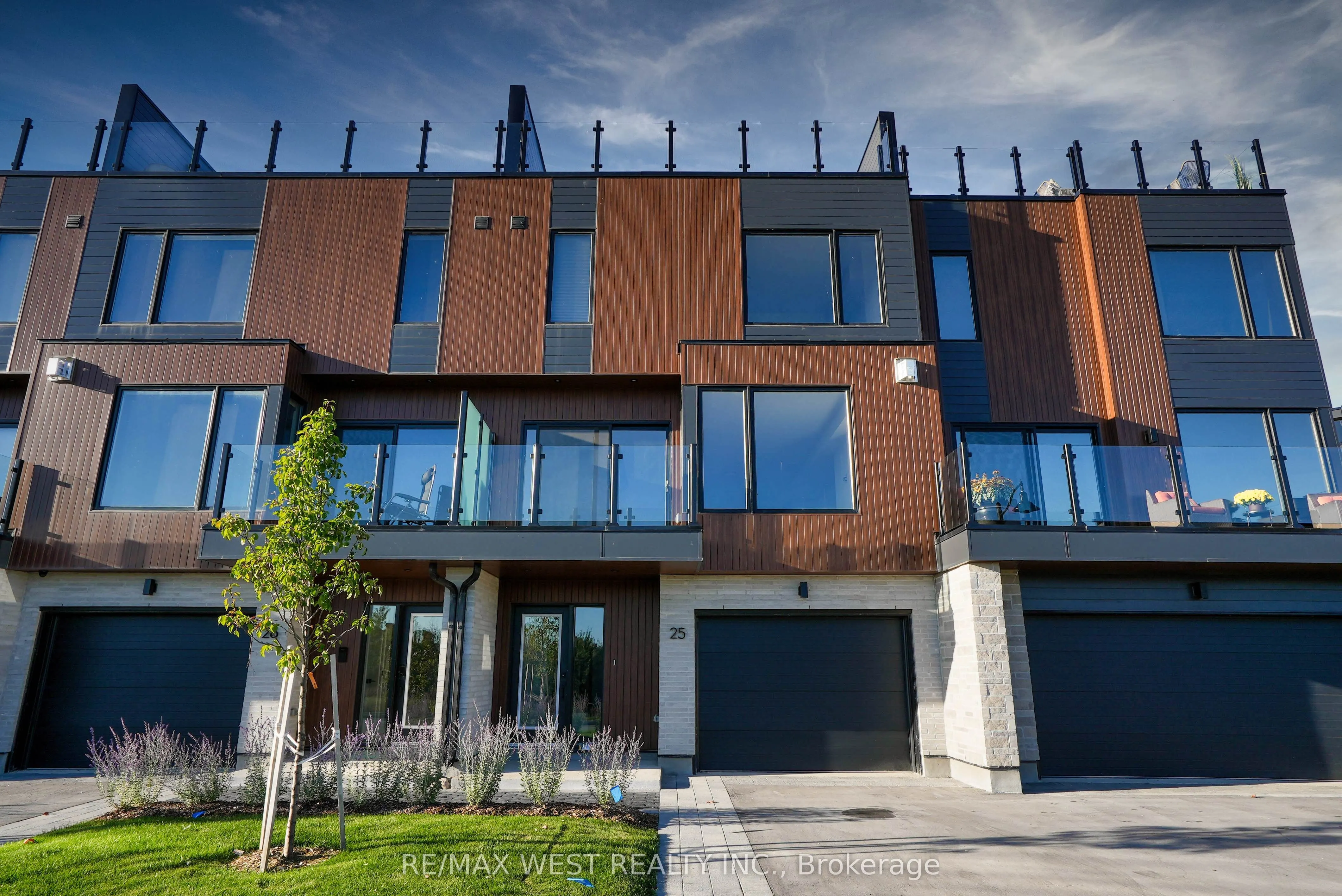 117 Sladden Court, #25