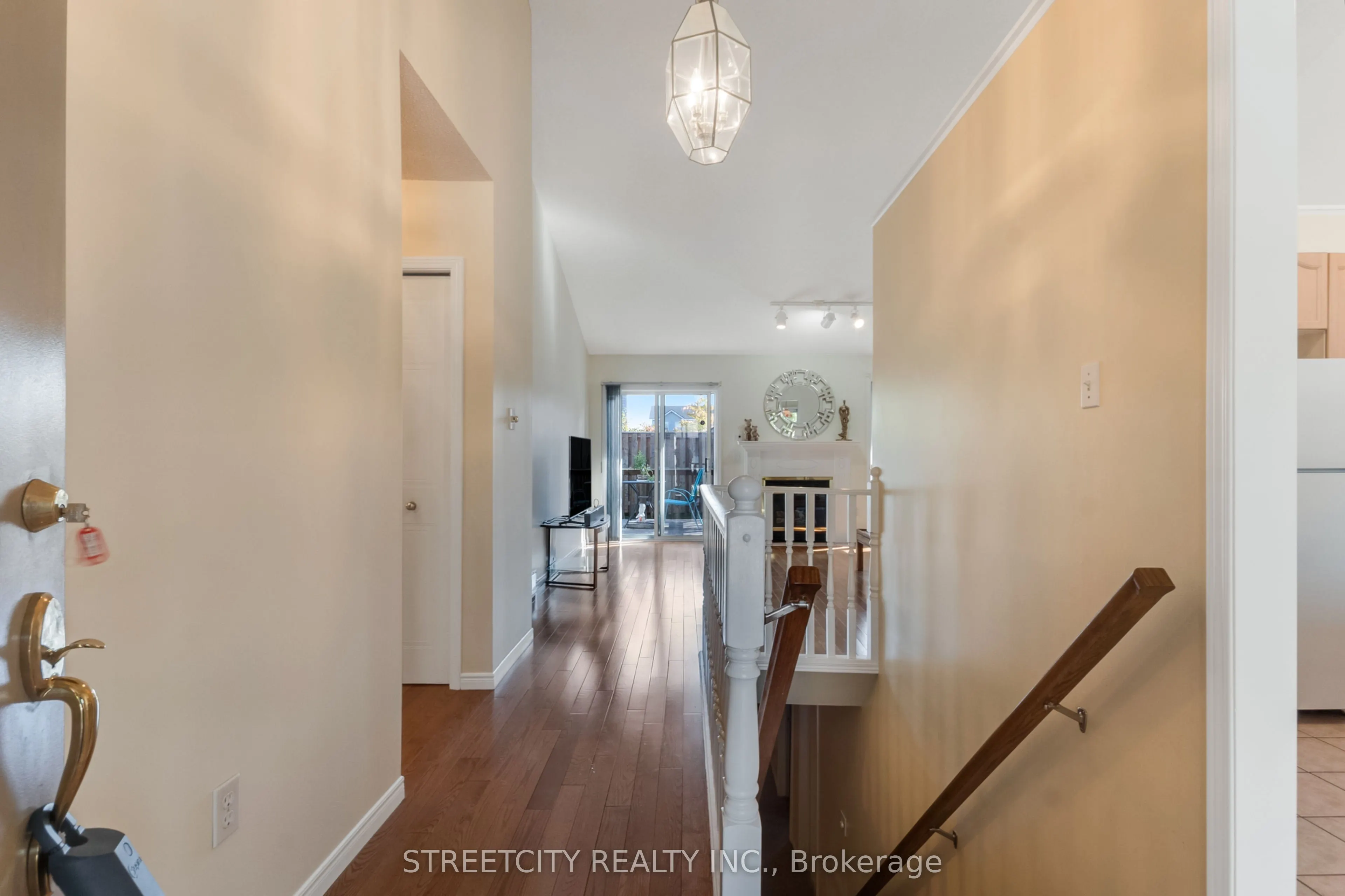 861 Shelborne Street, #34