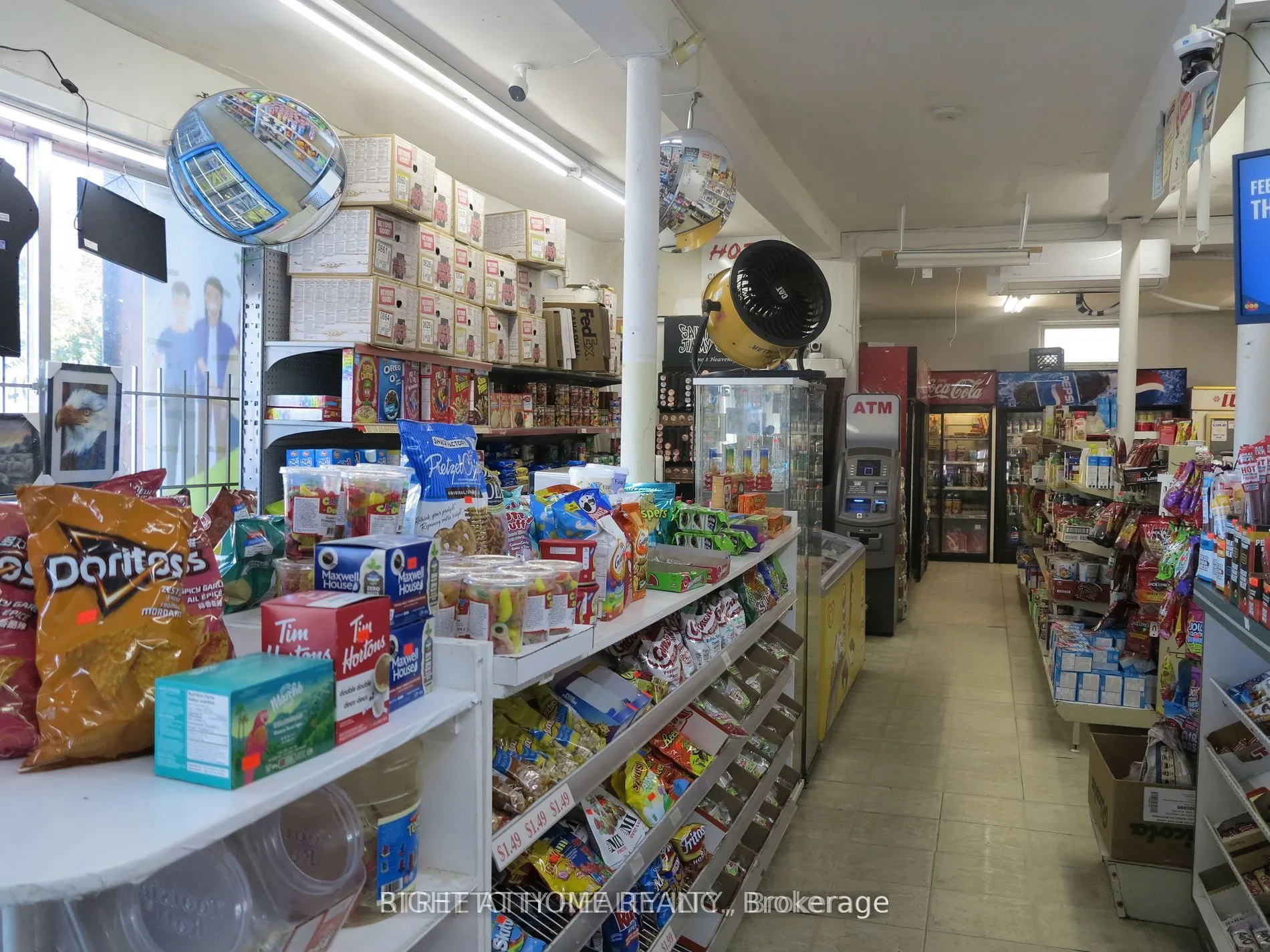 506 Adelaide St N