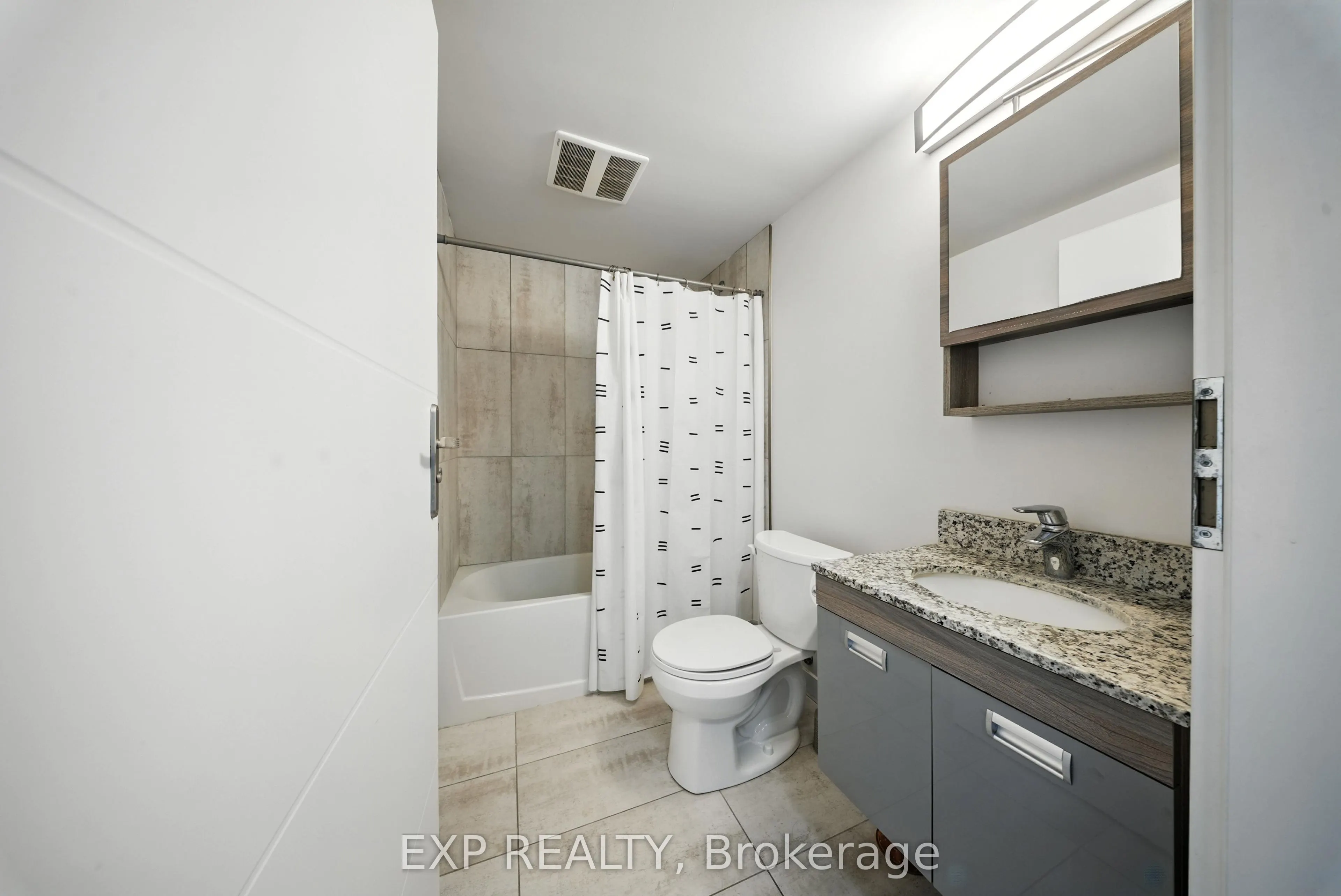 257 Hemlock Street, #408