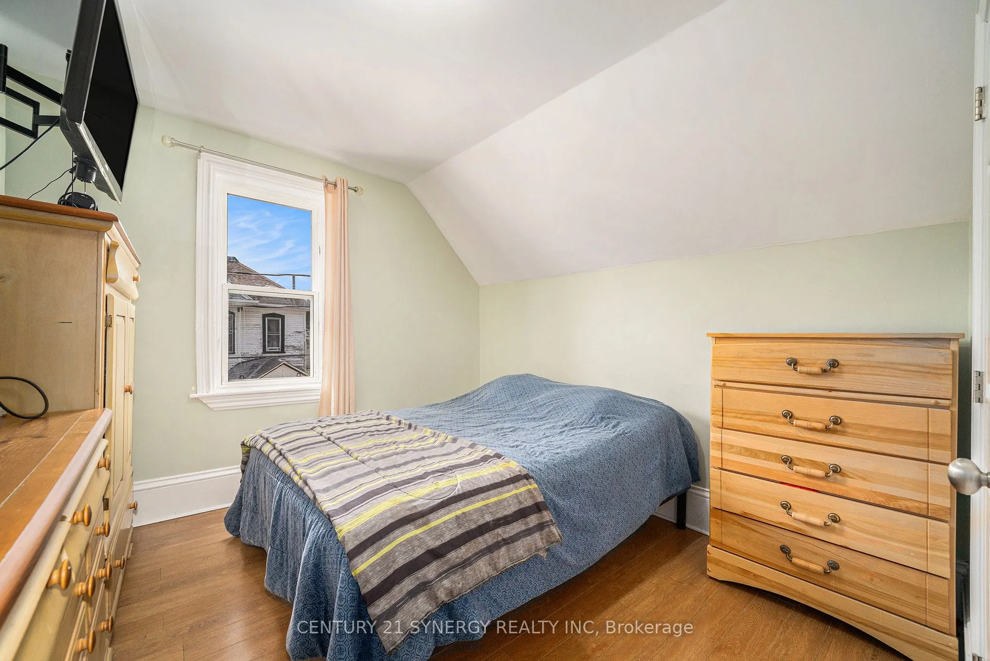 25 Kensington Avenue