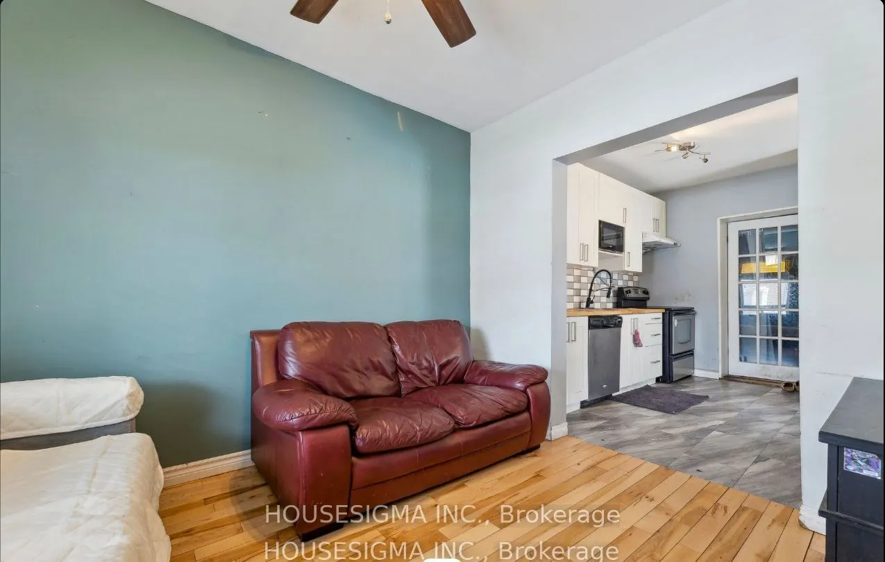 635 Brown Street