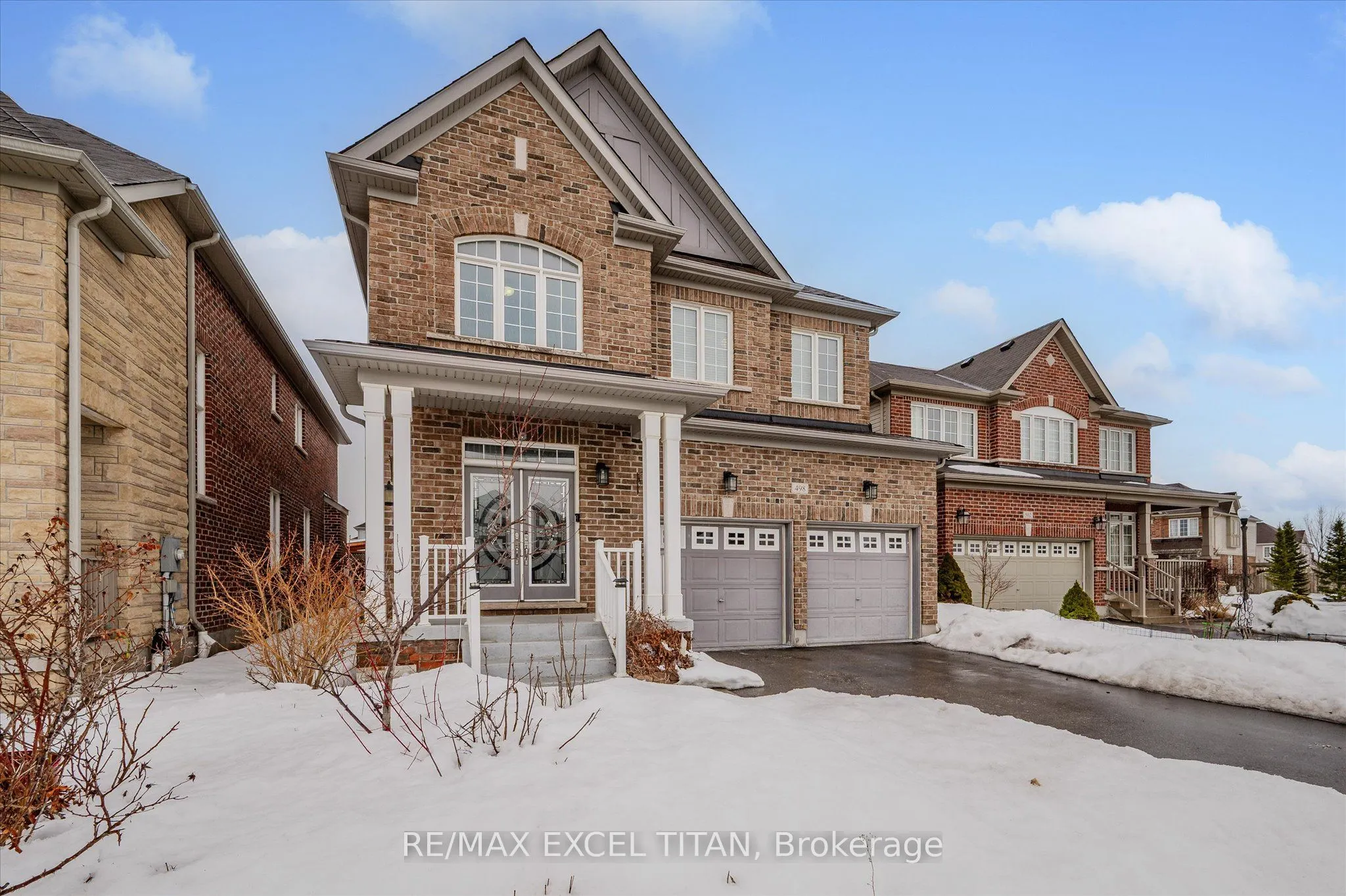 498 Thomas Slee Drive, #BASEMENT