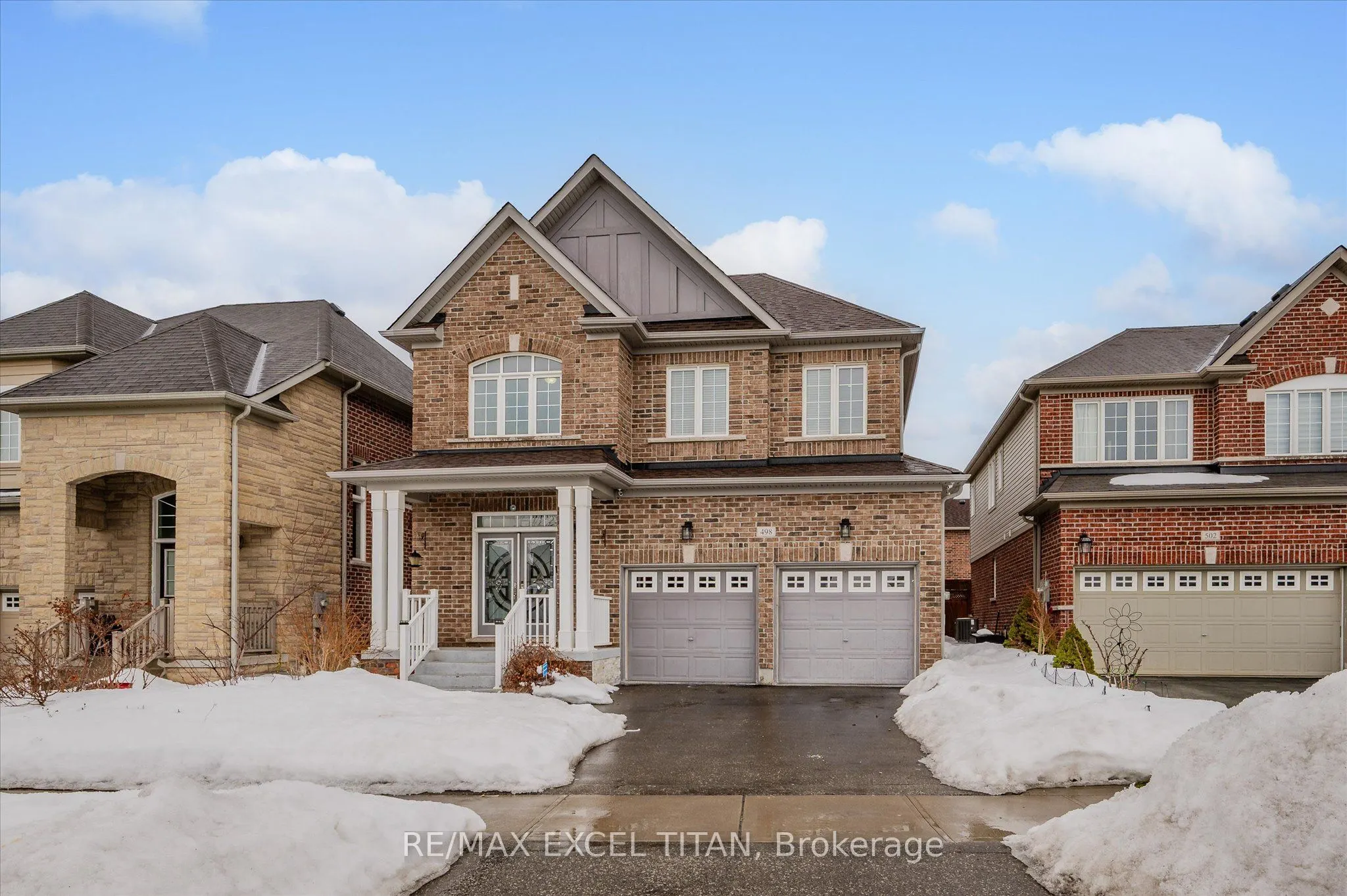 498 Thomas Slee Drive, #BASEMENT