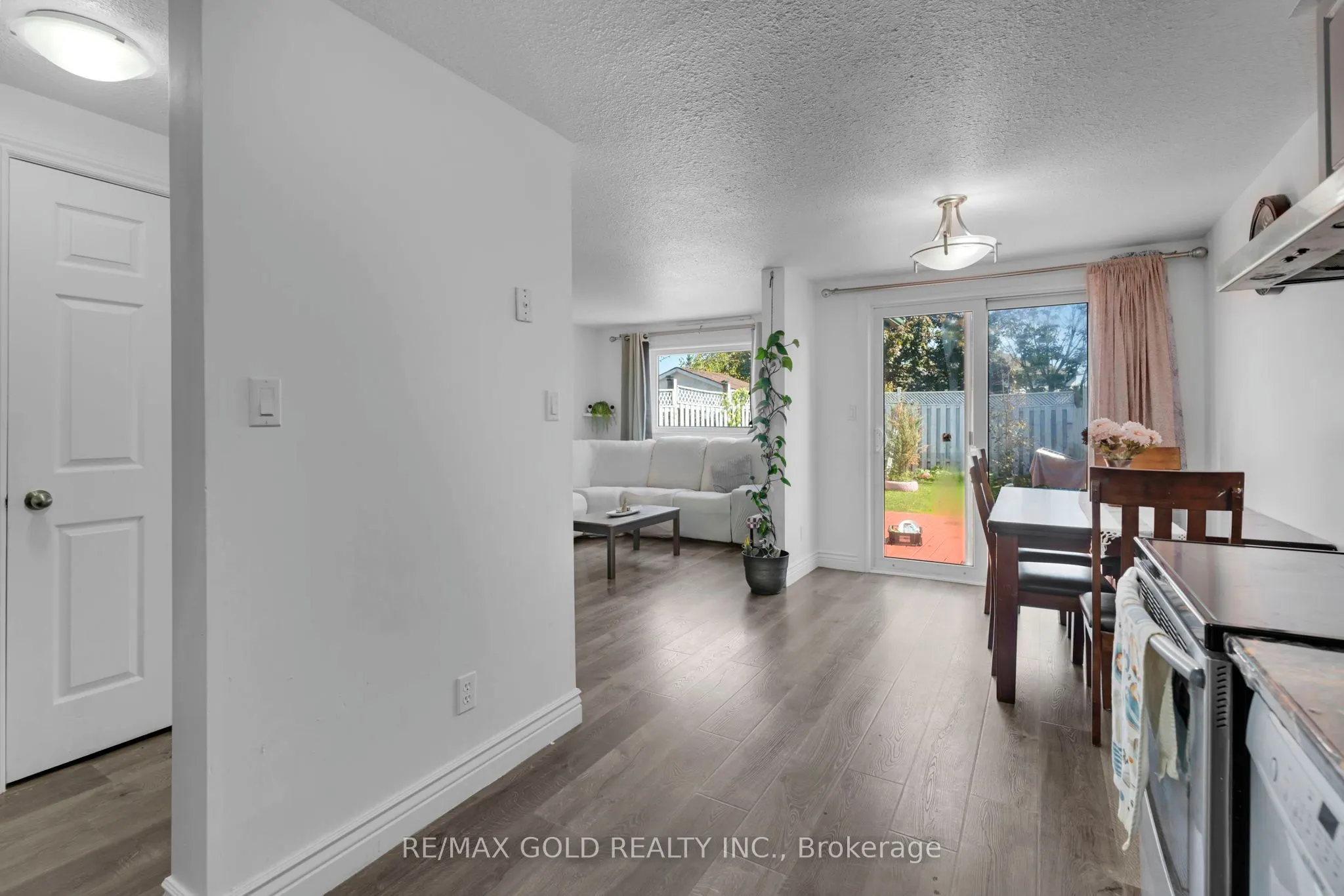 46 Activa Avenue