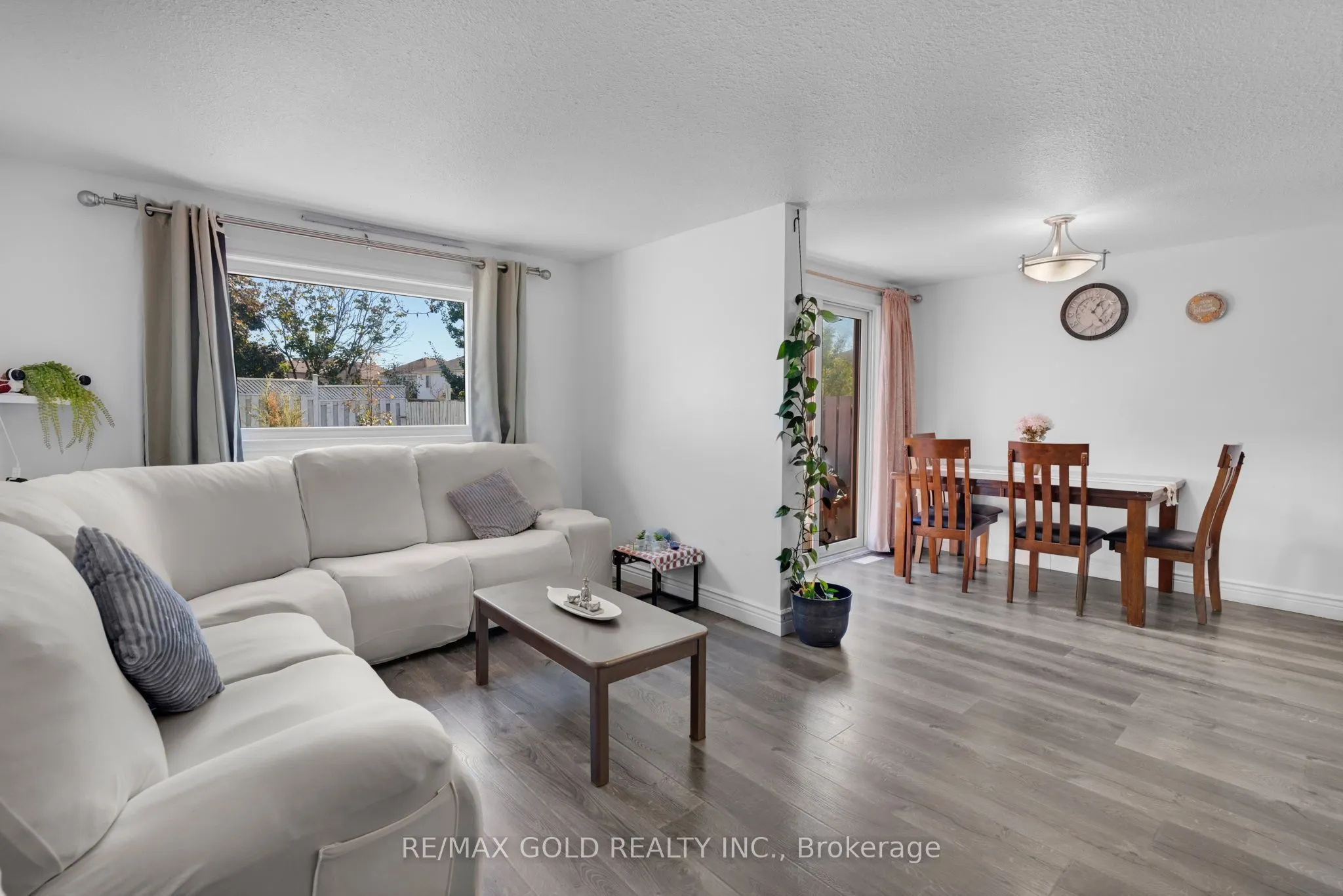 46 Activa Avenue
