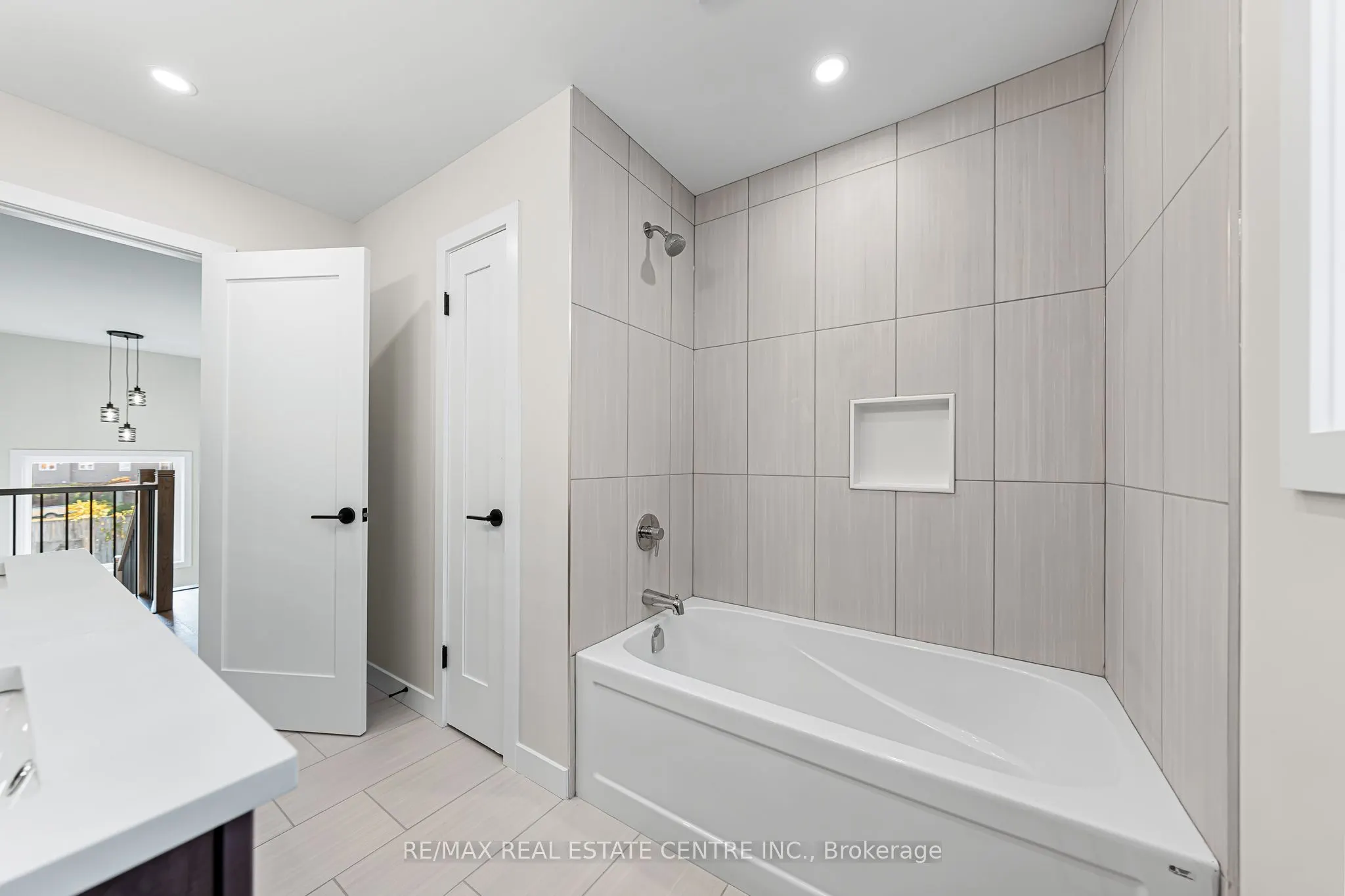 24 McRae Street, #A