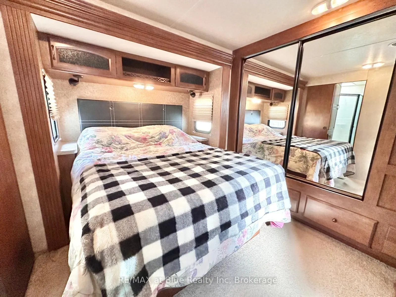 7489 SIDEROAD 5 E, #S 8