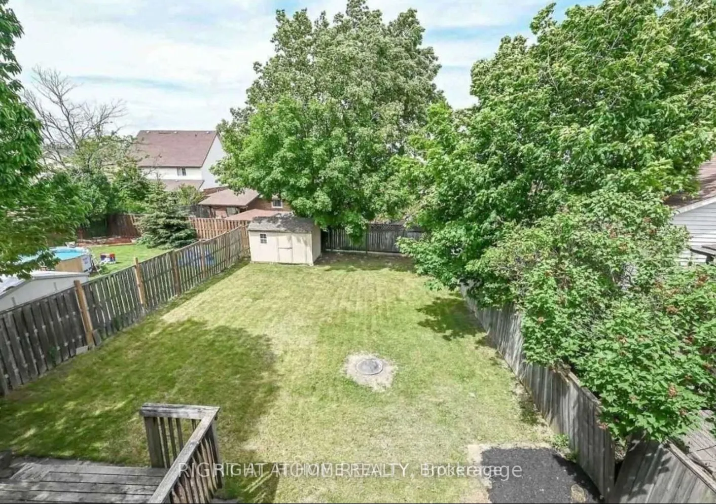 1025 Stone Church Road E