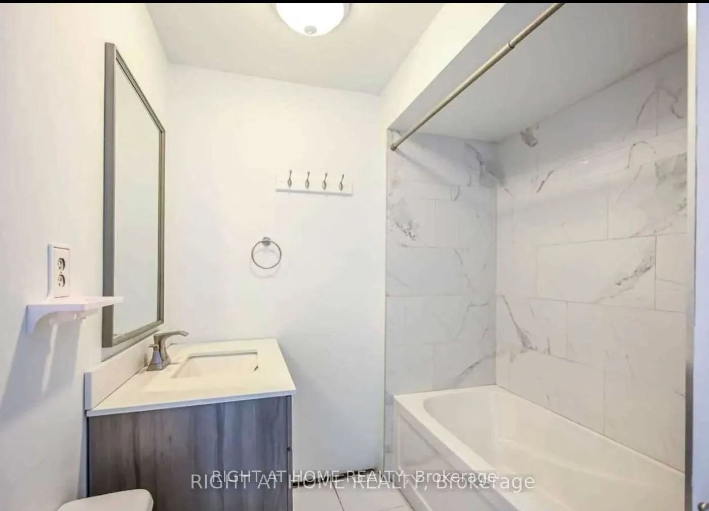 1025 Stone Church Road E