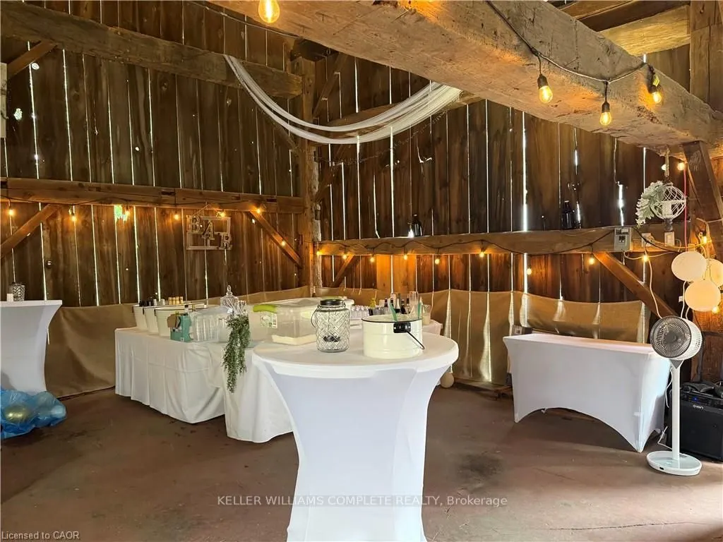 345 Jerseyville Road W