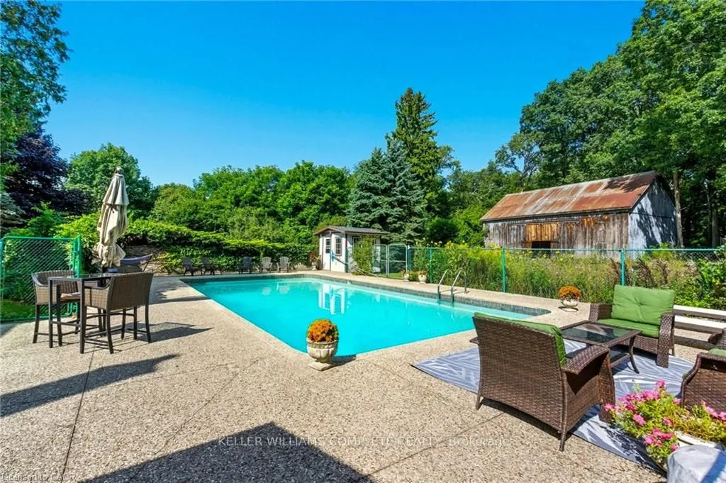345 Jerseyville Road W