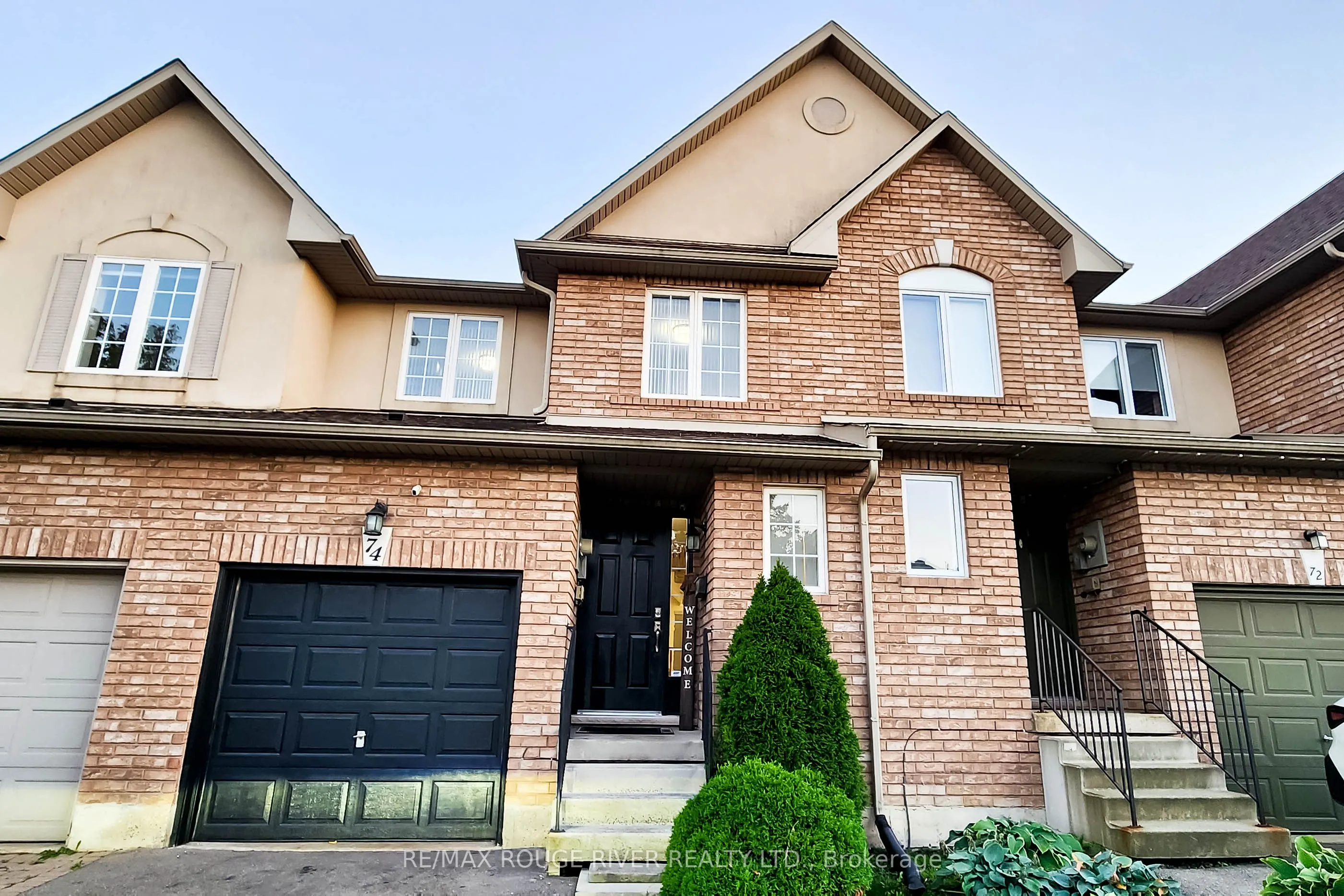 74 Meadow Wood Crescent