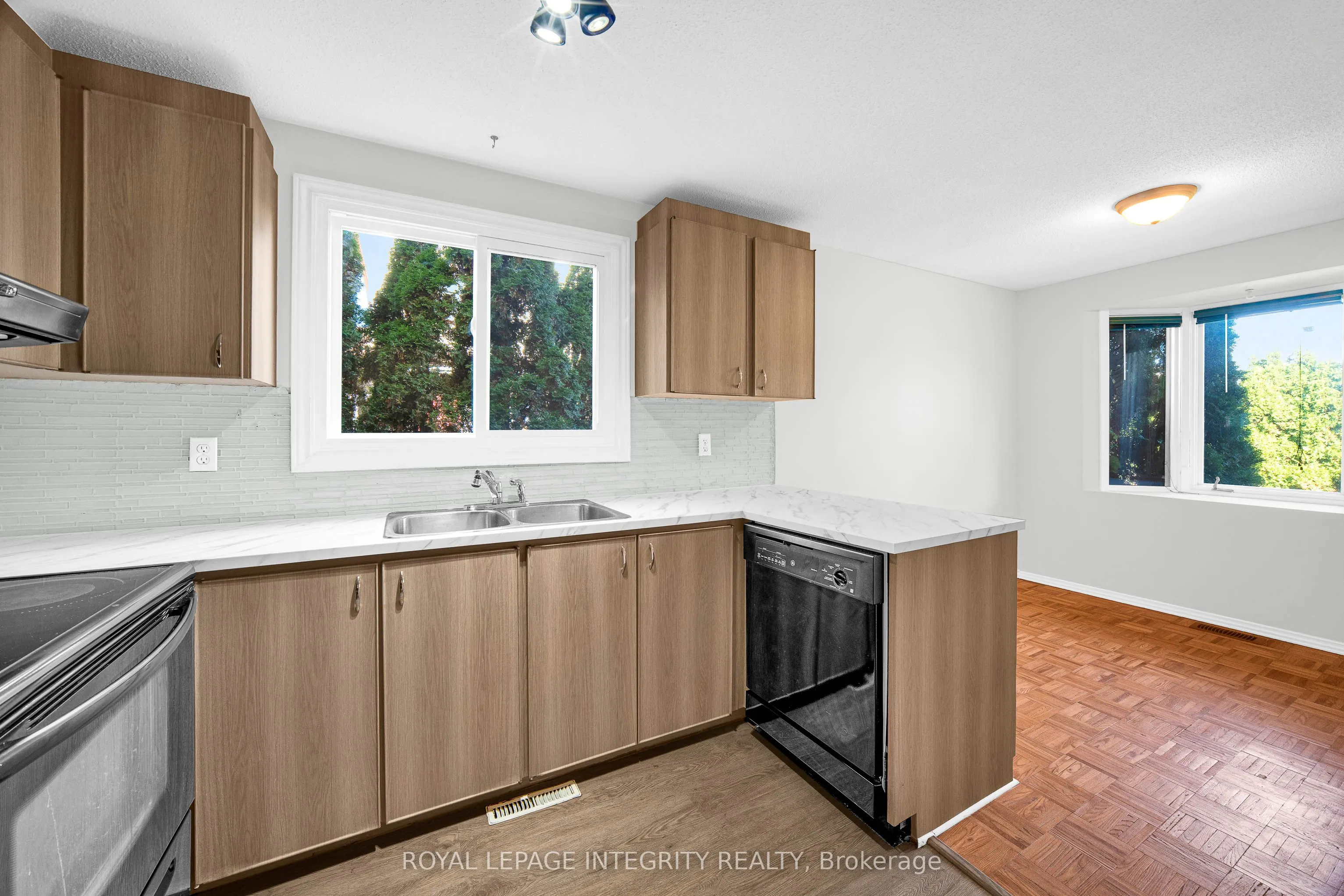 226 Sherway Drive