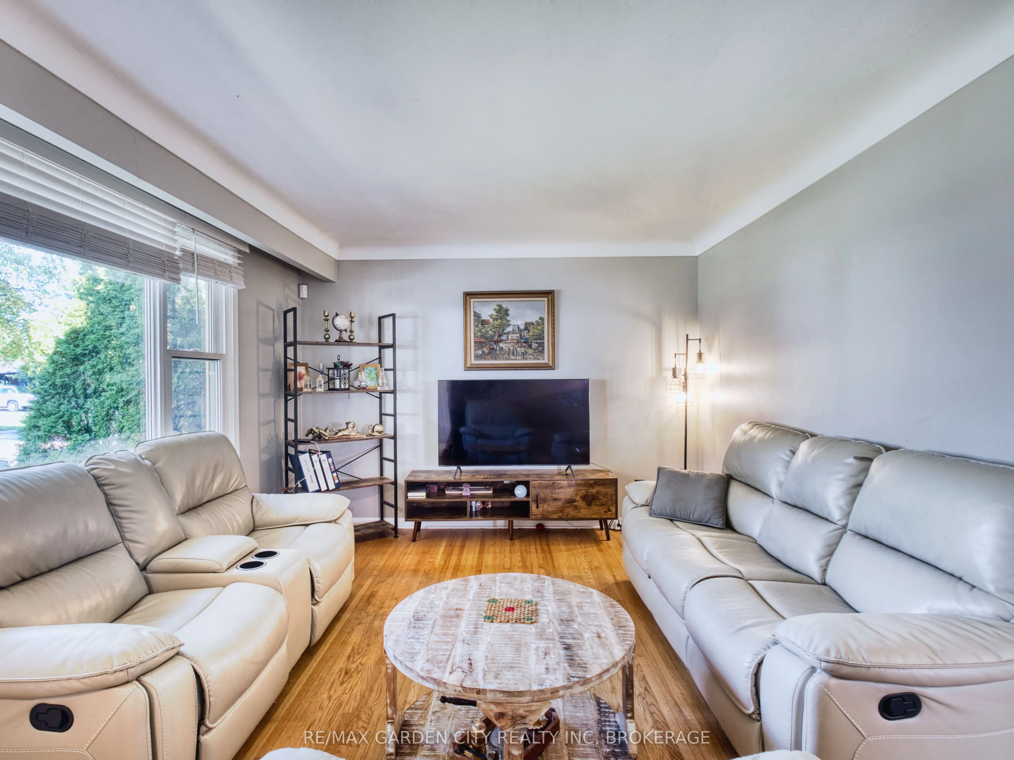 12 Princeway Drive