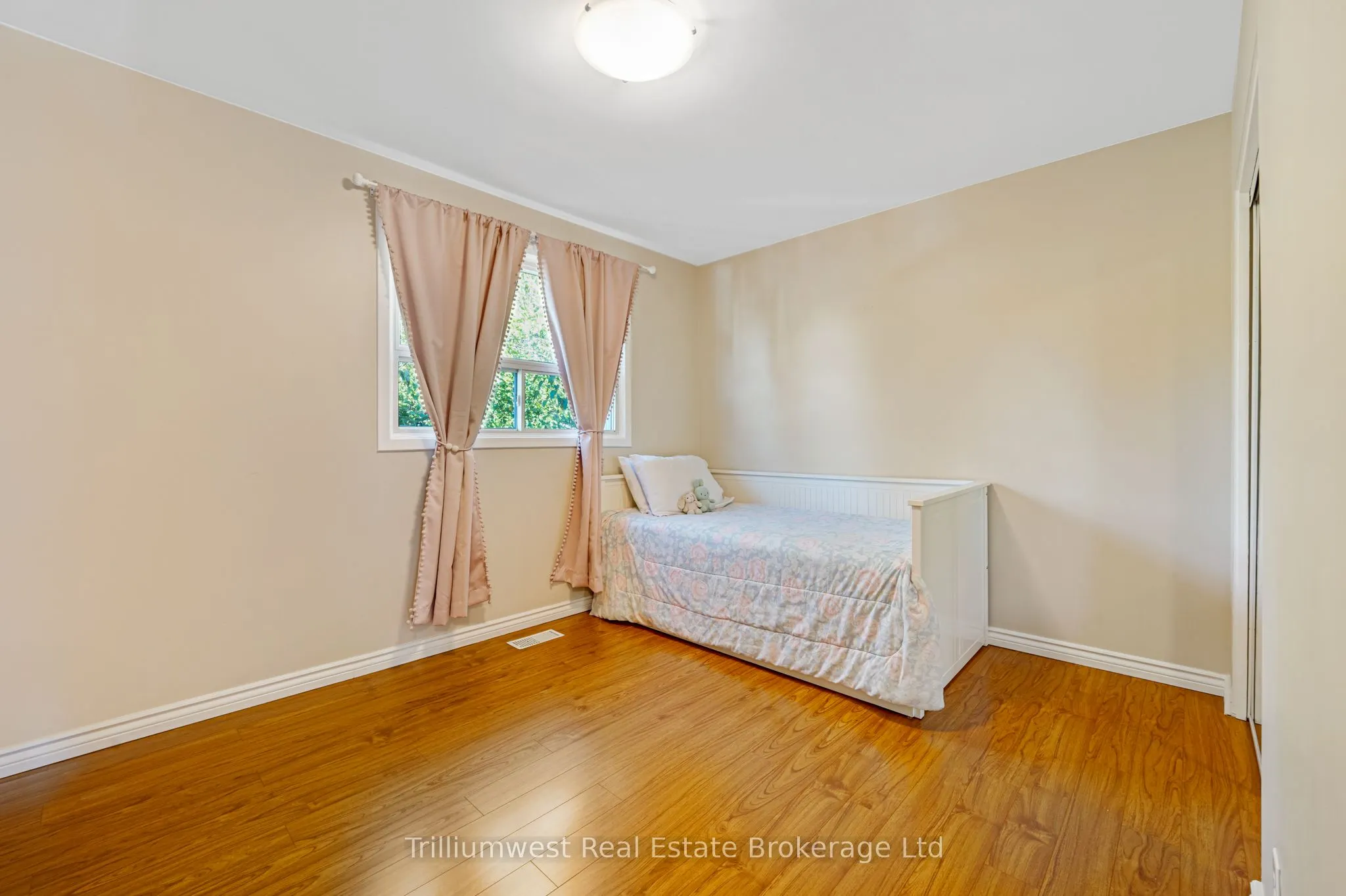 130 Dalegrove Drive